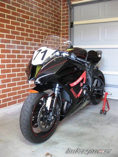 2011 KAWASAKI ZX 10R | Picture 2160139 motorcycle photo