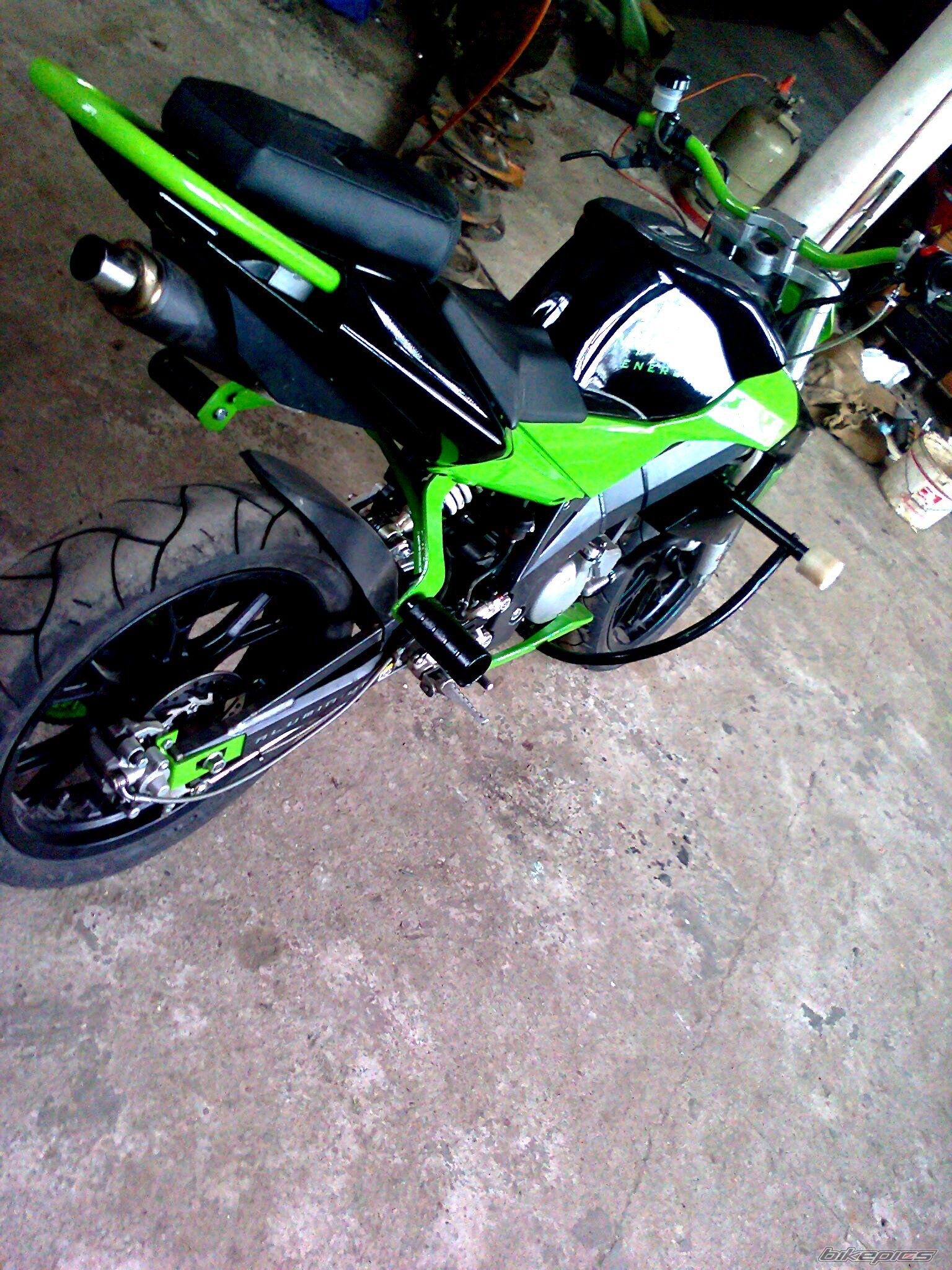 2009 DERBI GPR NUDE | Picture 2160154 motorcycle photo