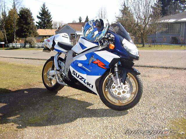 1999 SUZUKI TL1000R | Picture 21604 motorcycle photo