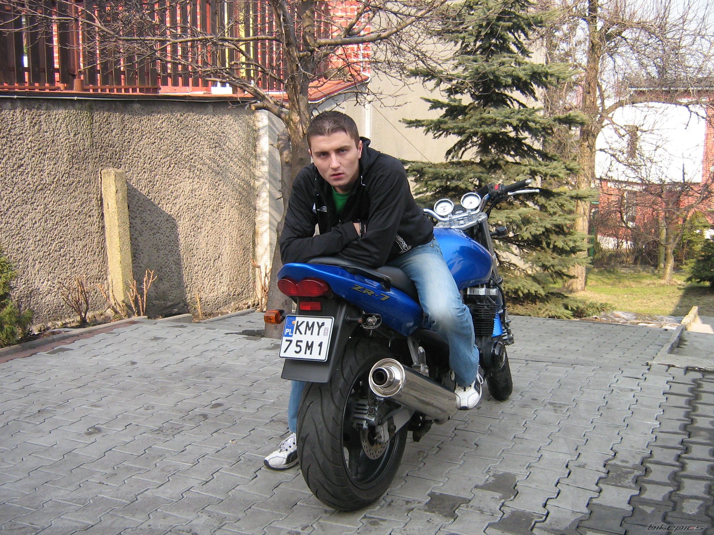 2000 KAWASAKI ZR 7 | Picture 2162721 motorcycle photo