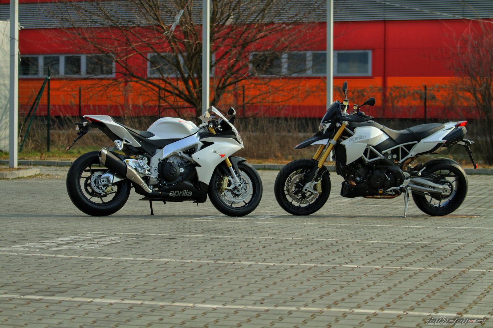 2011 APRILIA RSV4 | Picture 2162805 motorcycle photo