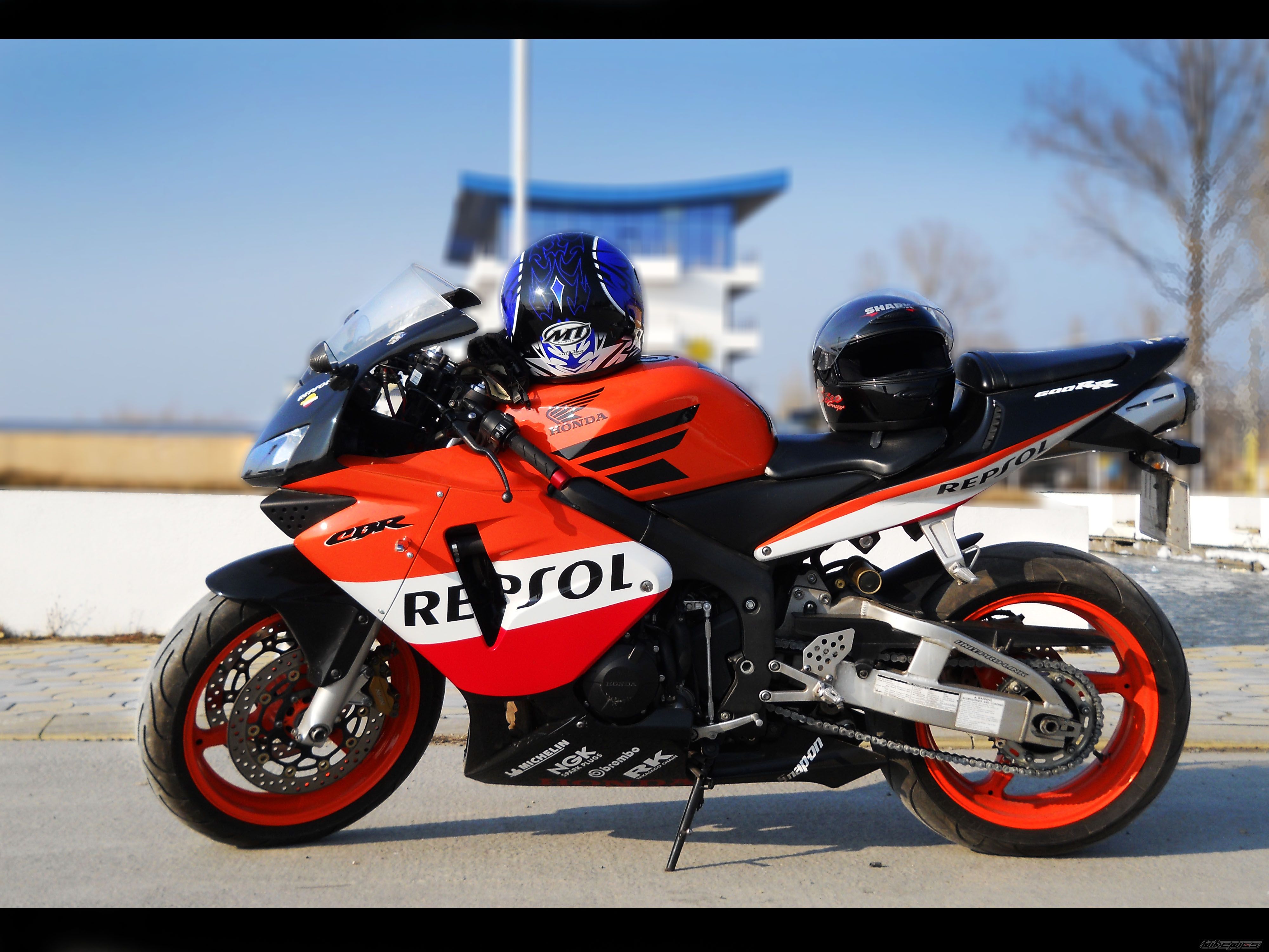 2004 HONDA CBR 600 RR | Picture 2164679 motorcycle photo