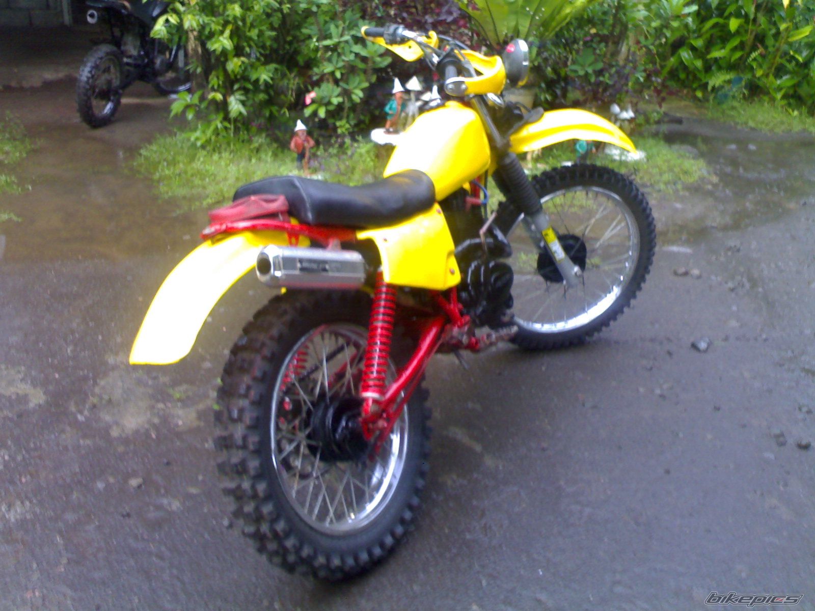 2011 HONDA XL 185 | Picture 2165763 motorcycle photo