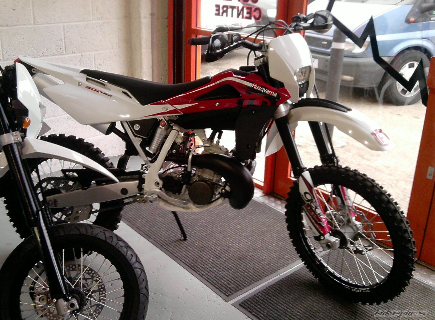 2010 HUSQVARNA WR300 | Picture 2166209 motorcycle photo