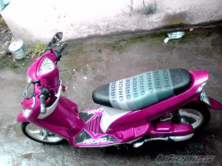 2011 YAMAHA MIO | Picture 2167110 motorcycle photo