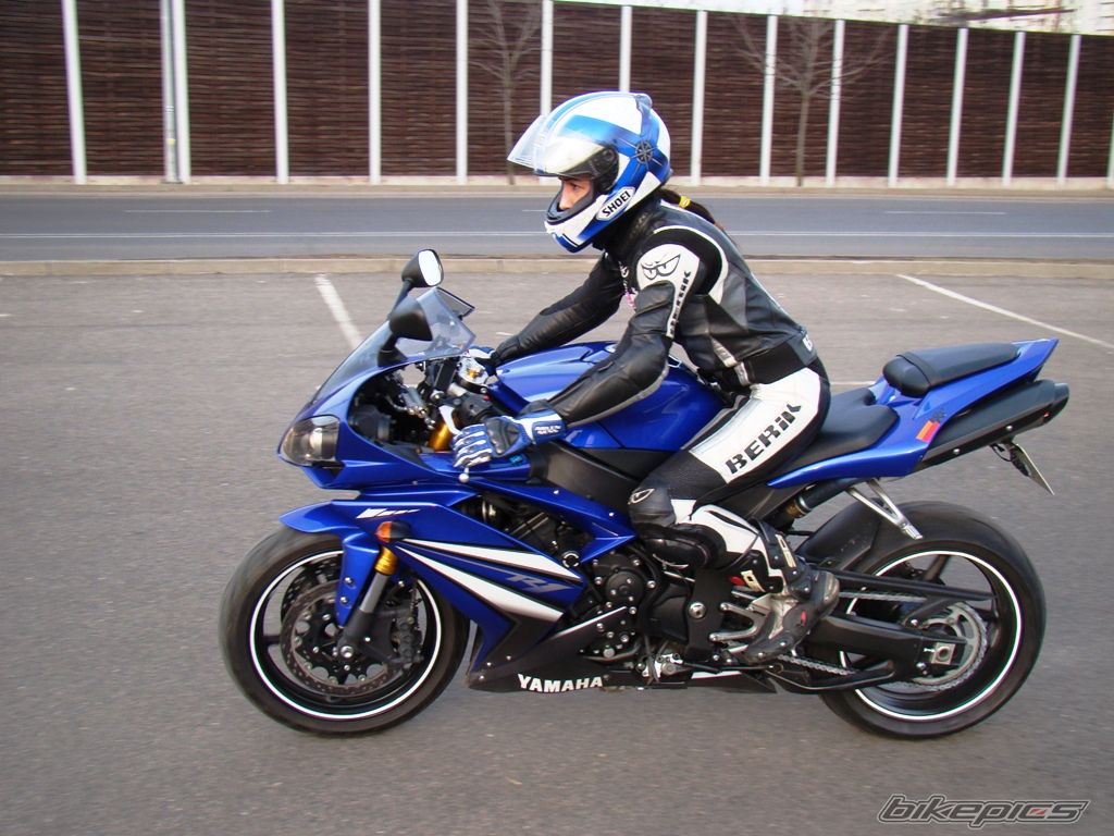 2007 YAMAHA YZF R1 | Picture 2168347 motorcycle photo
