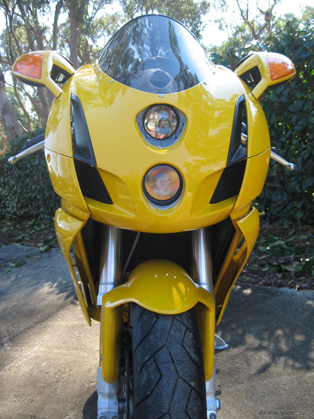 2004 DUCATI 749S | Picture 2169703 motorcycle photo