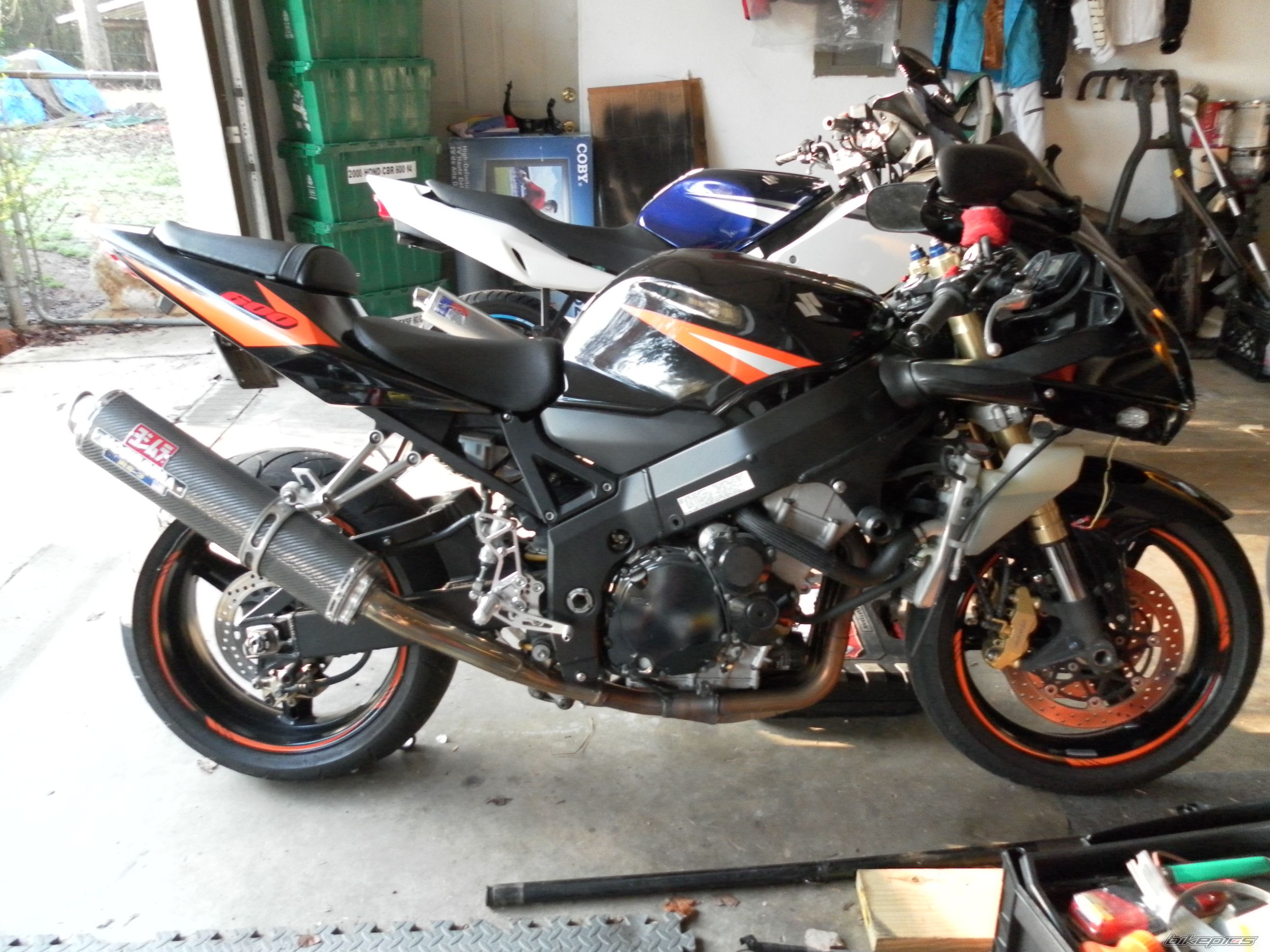 2004 SUZUKI GSX R 600 | Picture 2169931 motorcycle photo