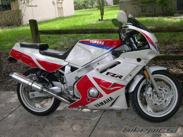 1991 YAMAHA FZR 600 | Picture 217007 motorcycle photo