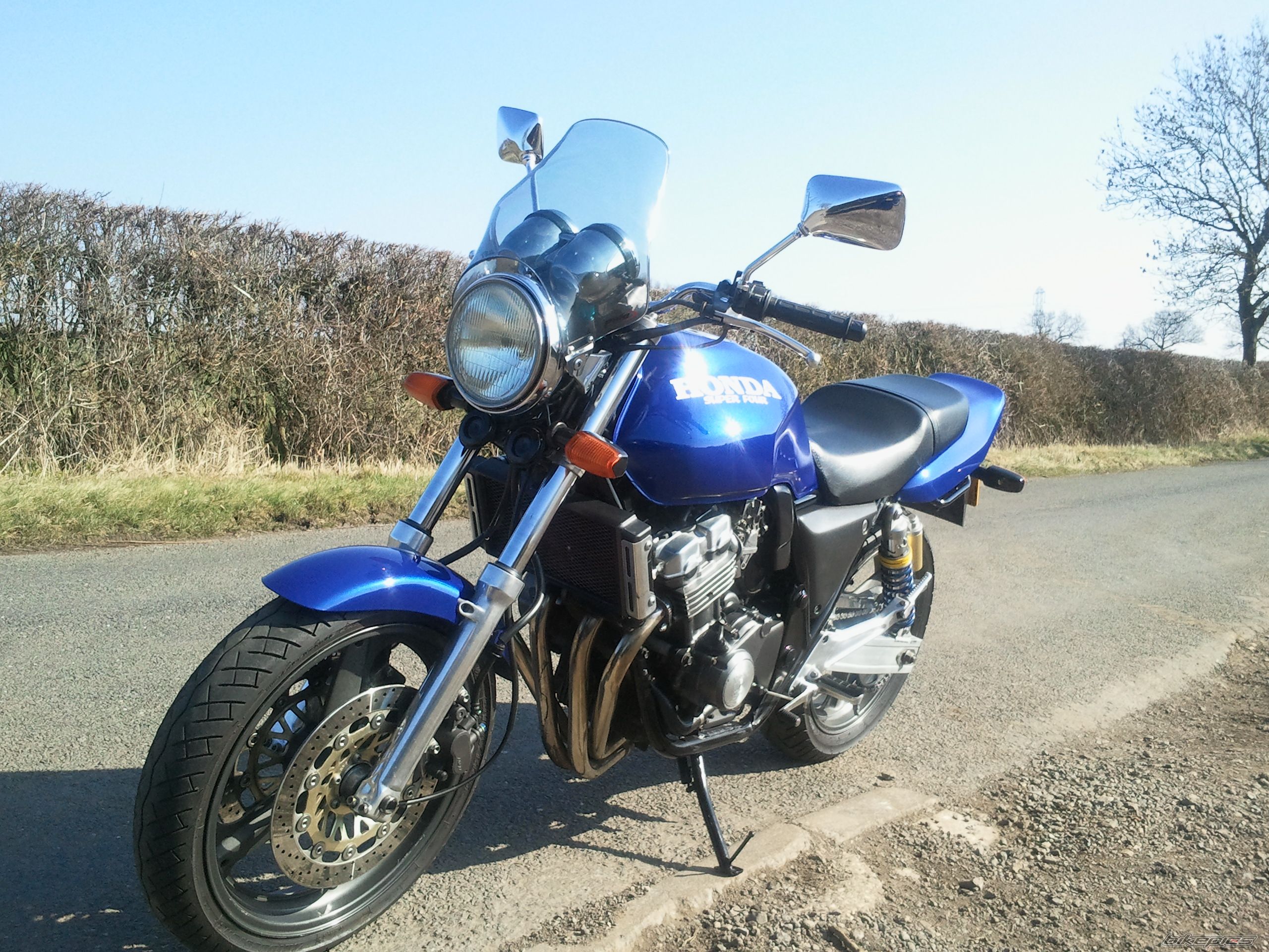 1993 HONDA CB400 SUPERFOUR | Picture 2170111 motorcycle photo