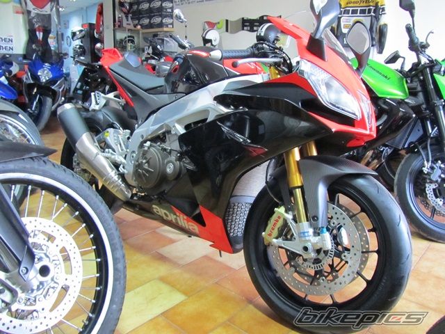 2011 APRILIA RSV4 | Picture 2170247 motorcycle photo