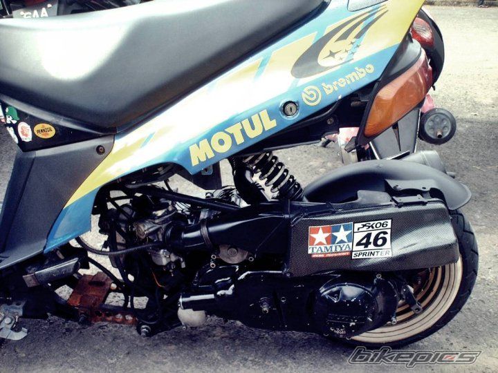 1998 SUZUKI VS 125 | Picture 2170404 motorcycle photo