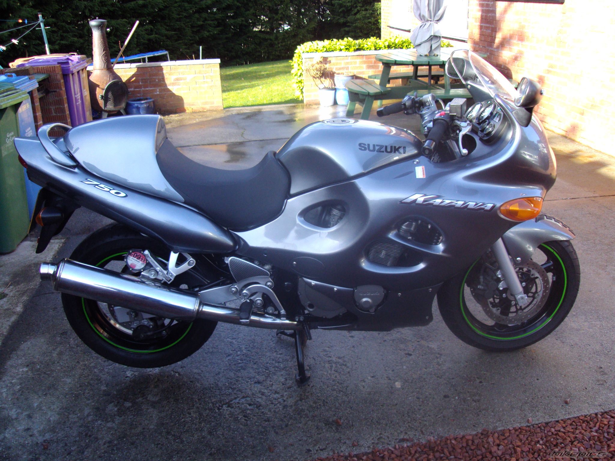 2004 SUZUKI GSX 750F | Picture 2170673 motorcycle photo
