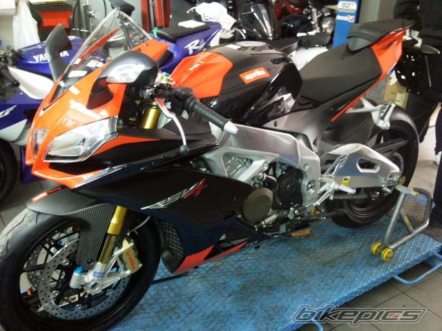 2011 APRILIA RSV4 | Picture 2171306 motorcycle photo