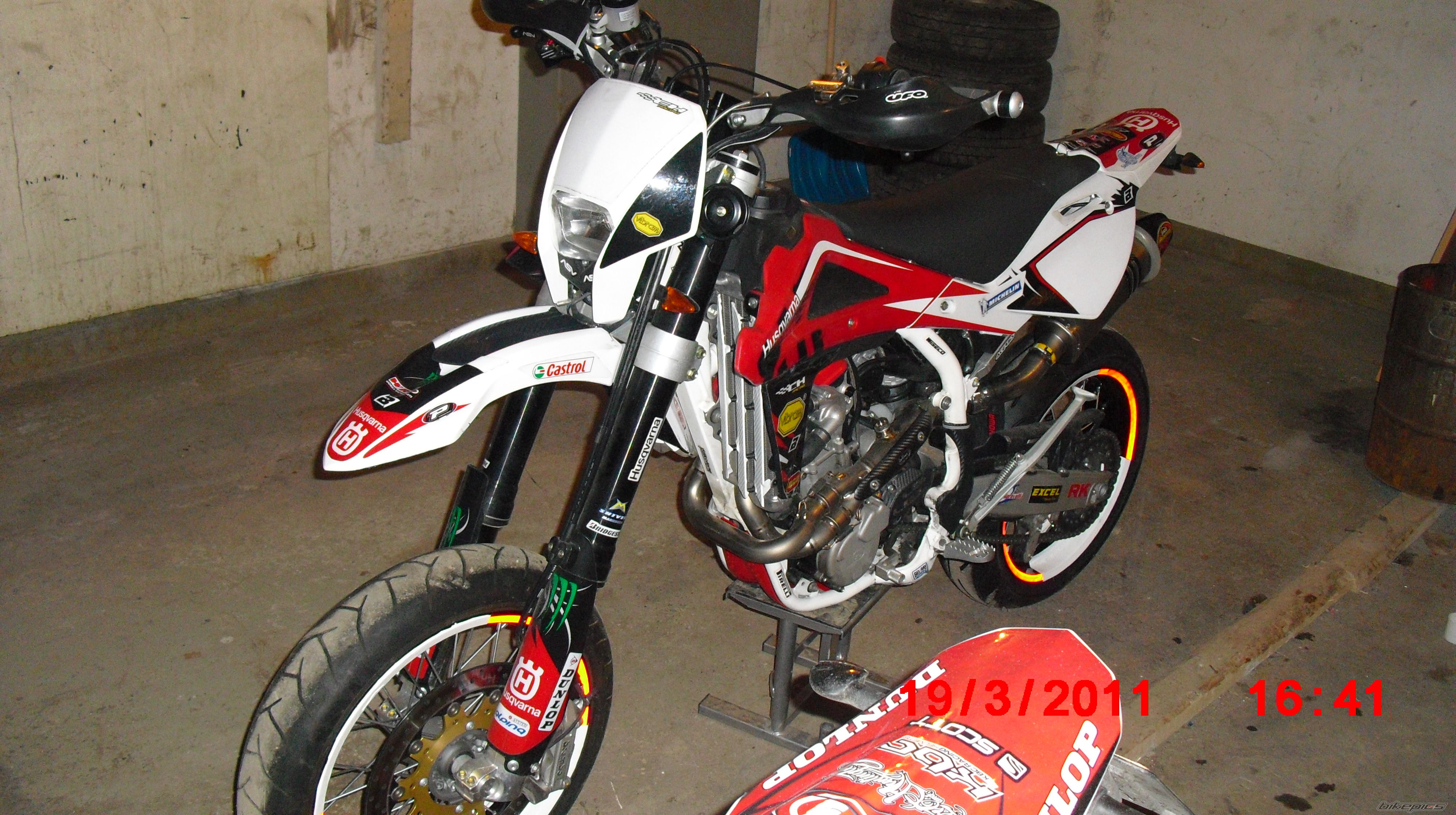 2010 HUSQVARNA SM 510 R | Picture 2171813 motorcycle photo