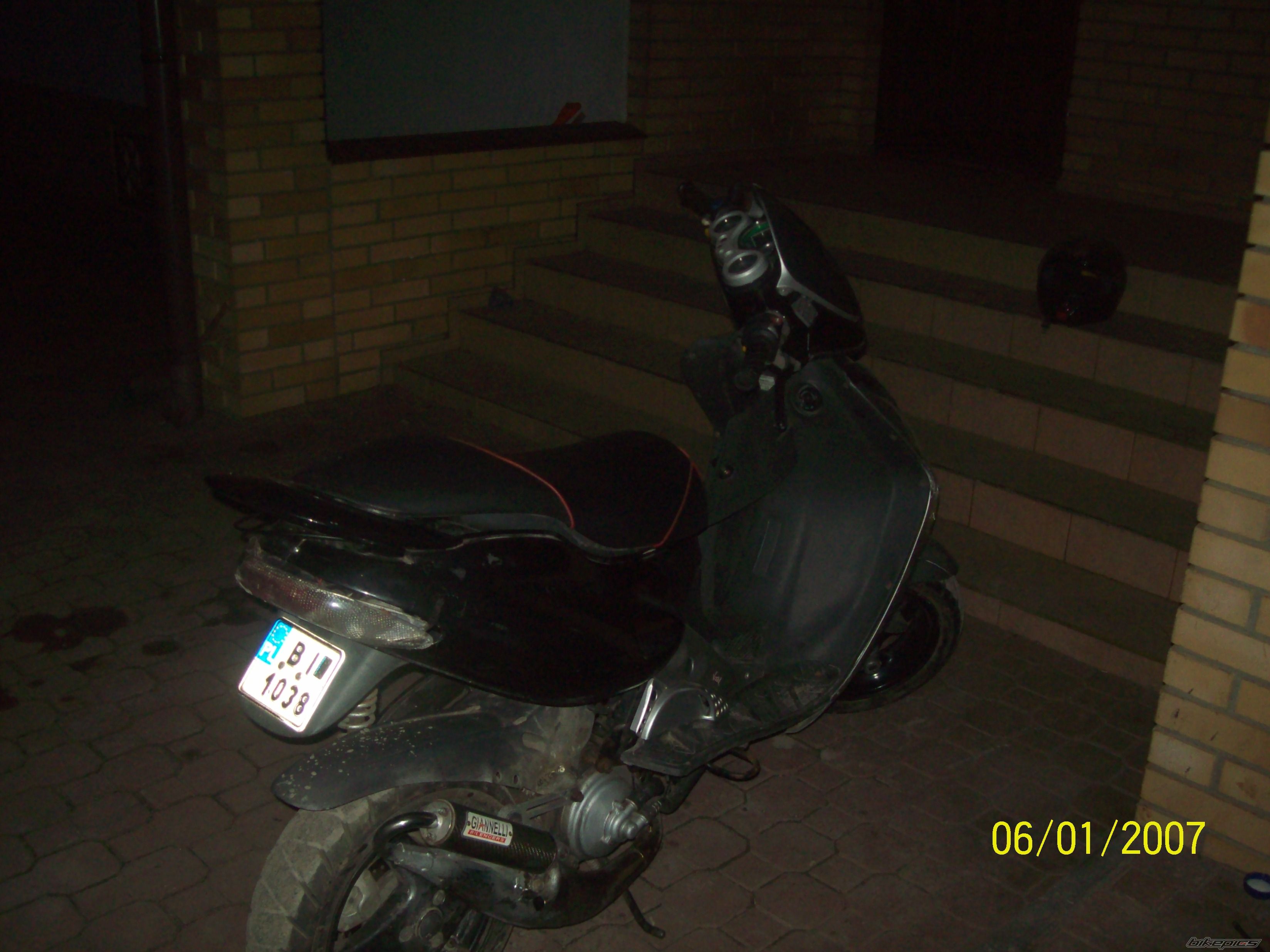 2001 MALAGUTI FIREFOX 50 F15 | Picture 2171966 motorcycle photo