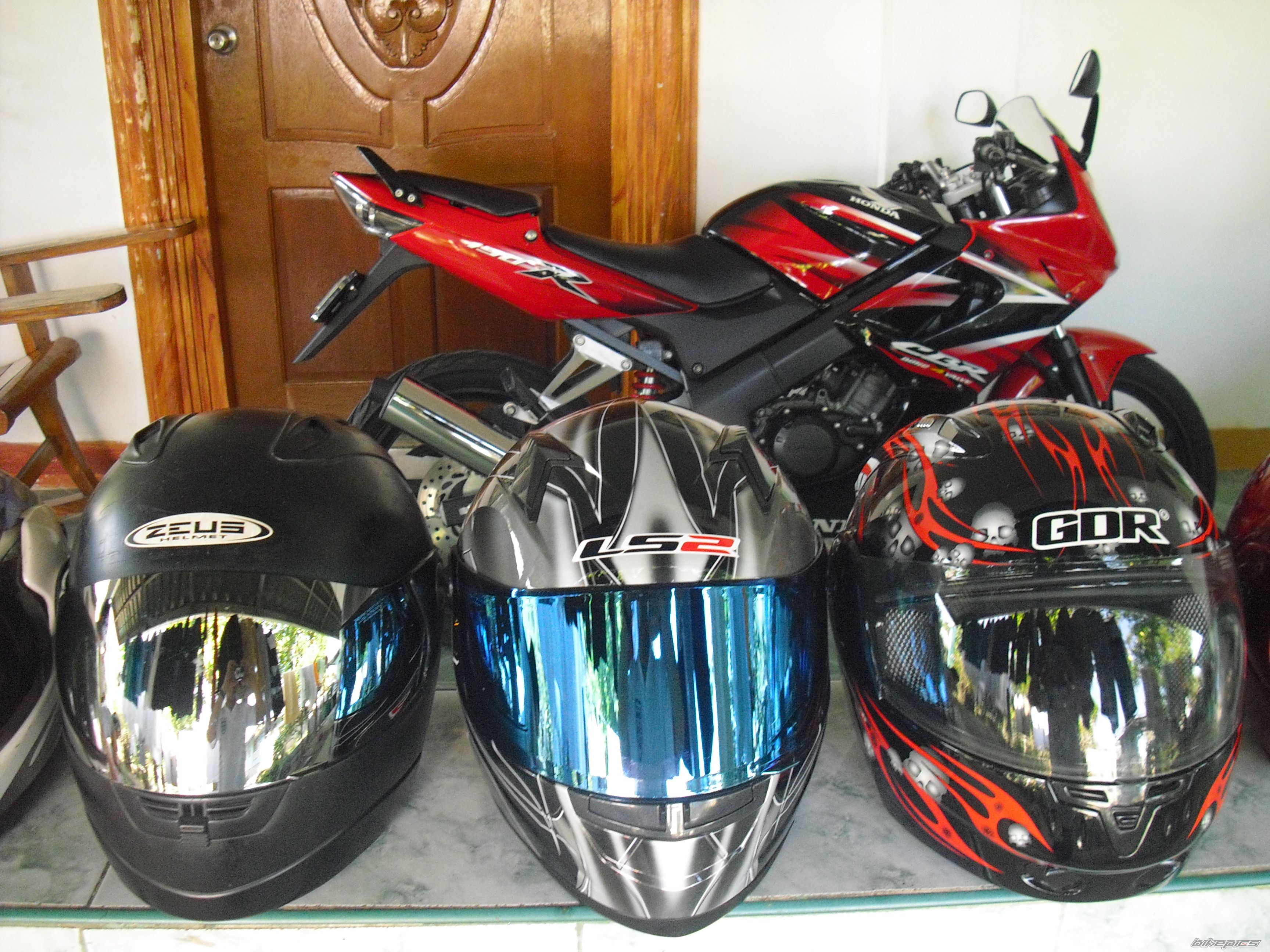 2009 HONDA CBR 150 | Picture 2172987 motorcycle photo