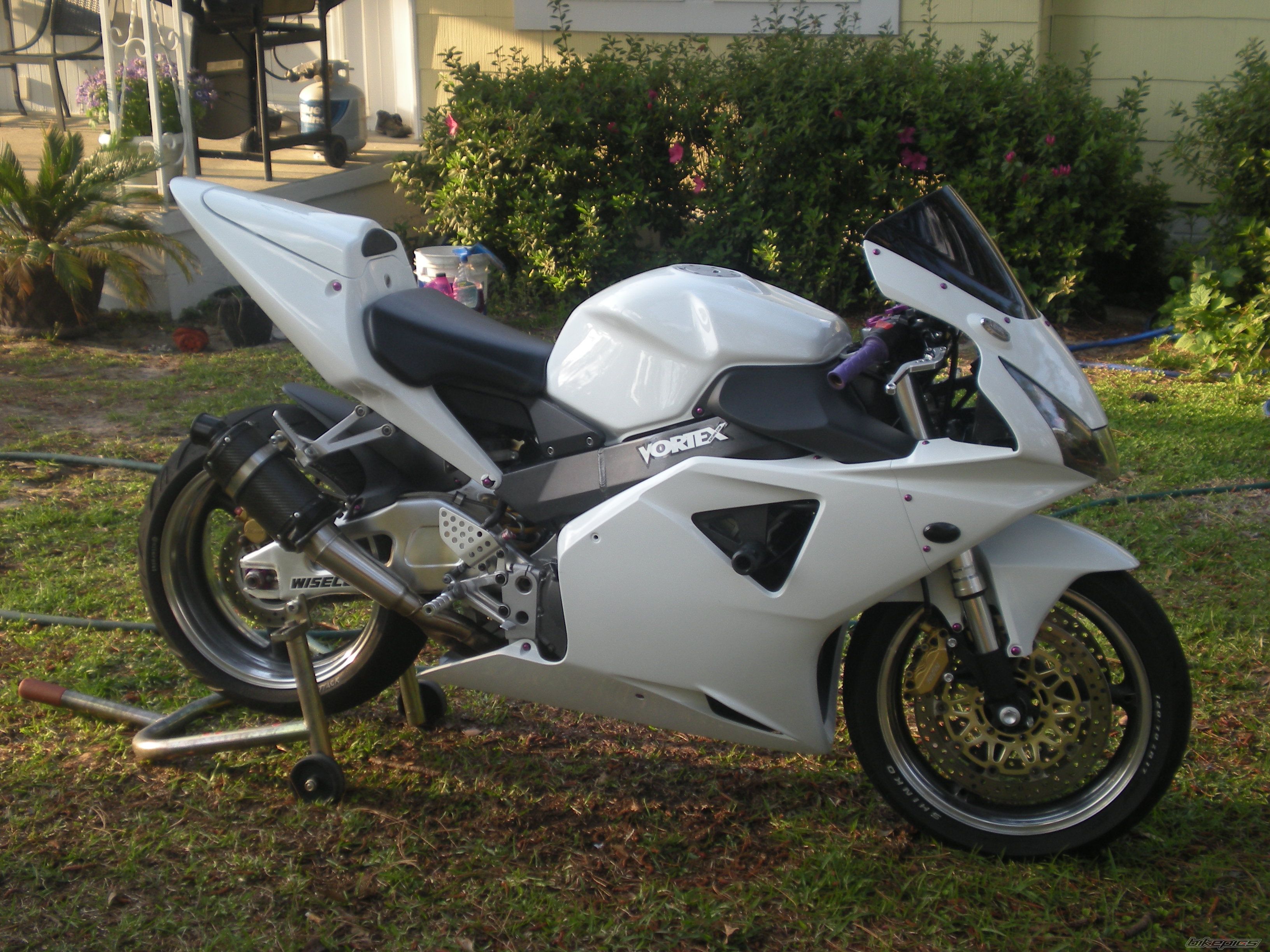 2003 HONDA CBR 954RR | Picture 2173112 motorcycle photo