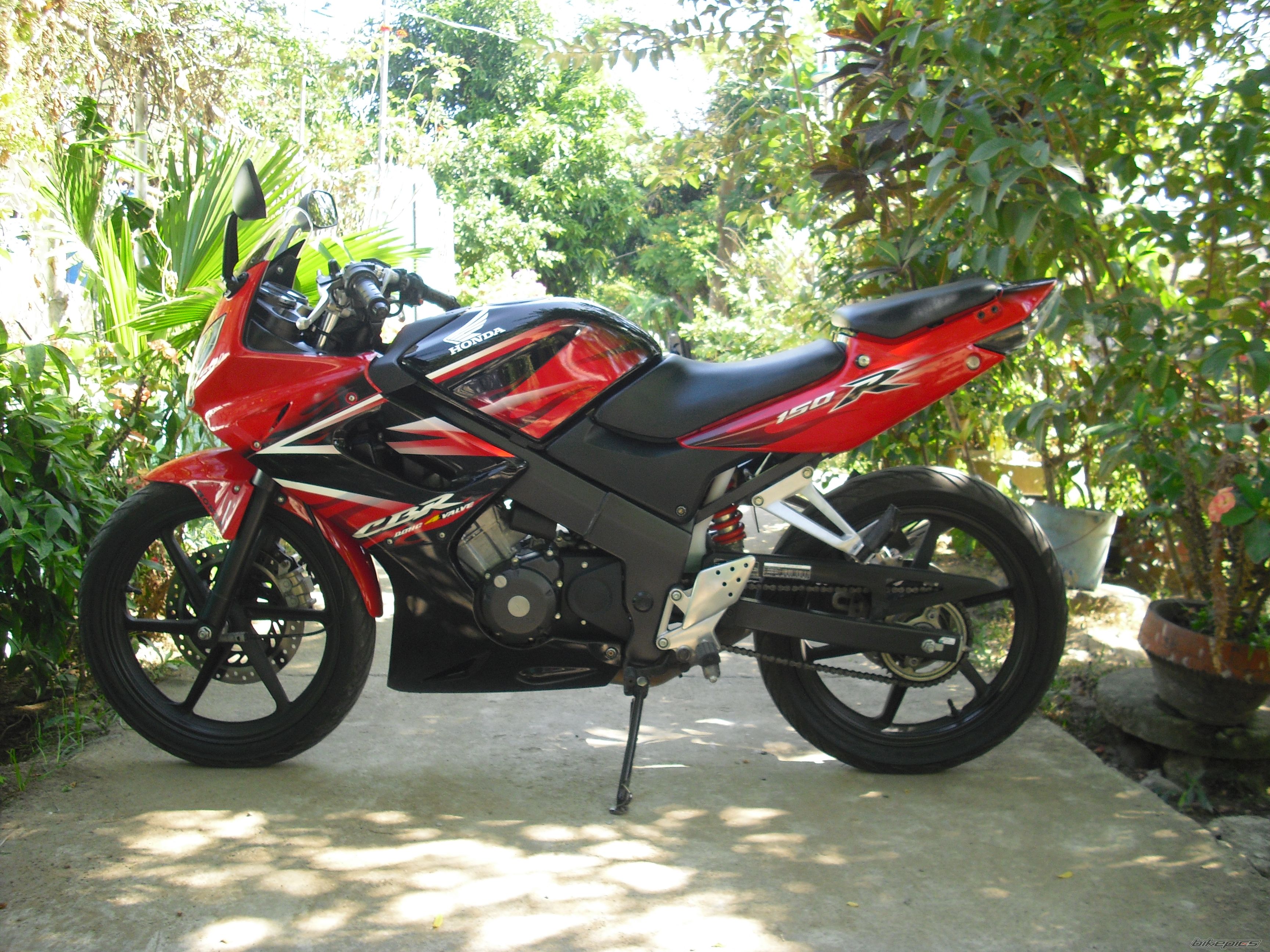 2009 HONDA CBR 150 | Picture 2173159 motorcycle photo