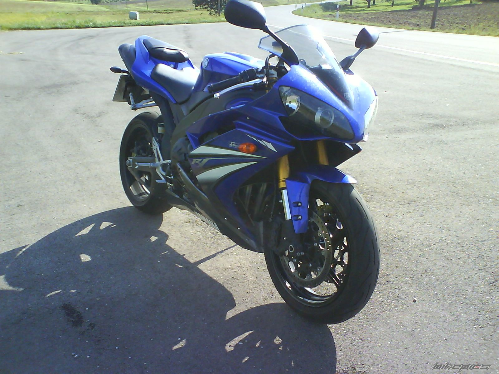 2007 YAMAHA YZF R1 | Picture 2174372 motorcycle photo