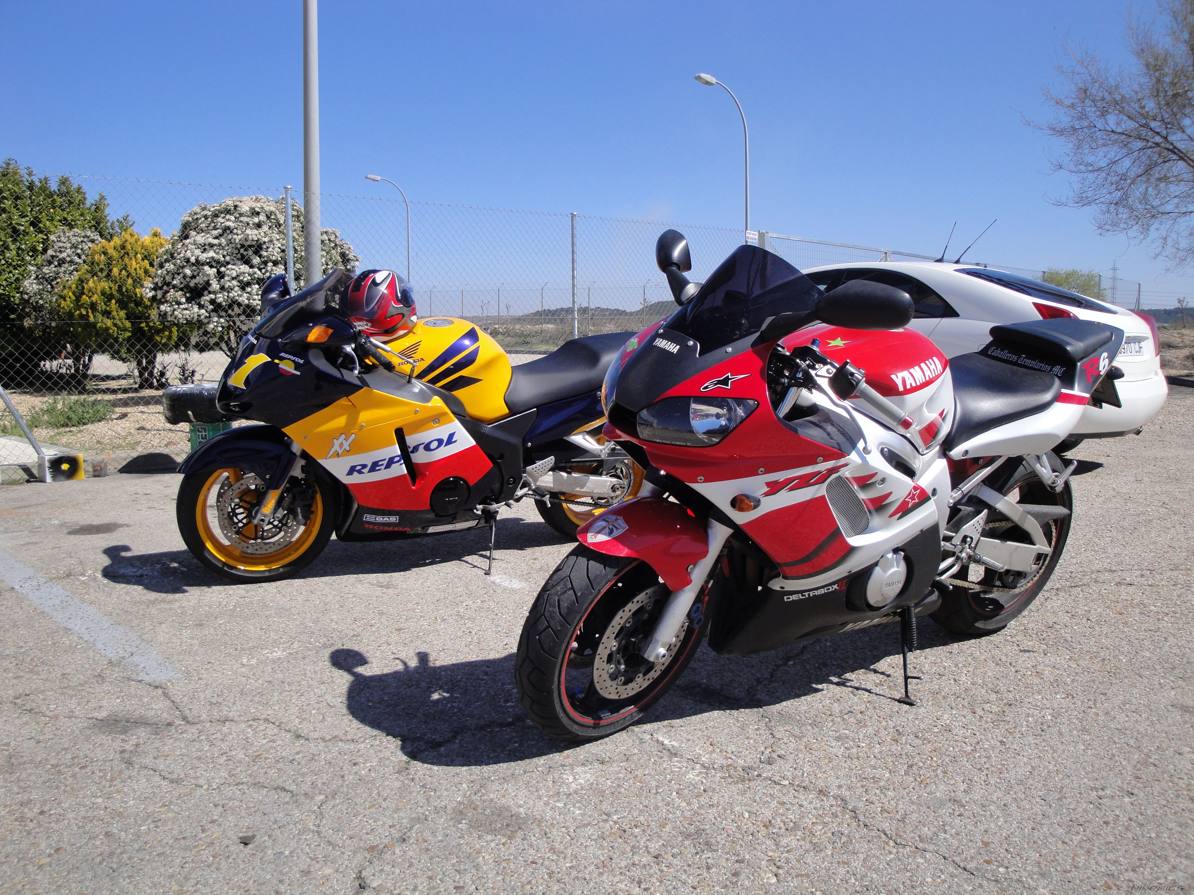 2000 YAMAHA YZF R6 | Picture 2174378 motorcycle photo
