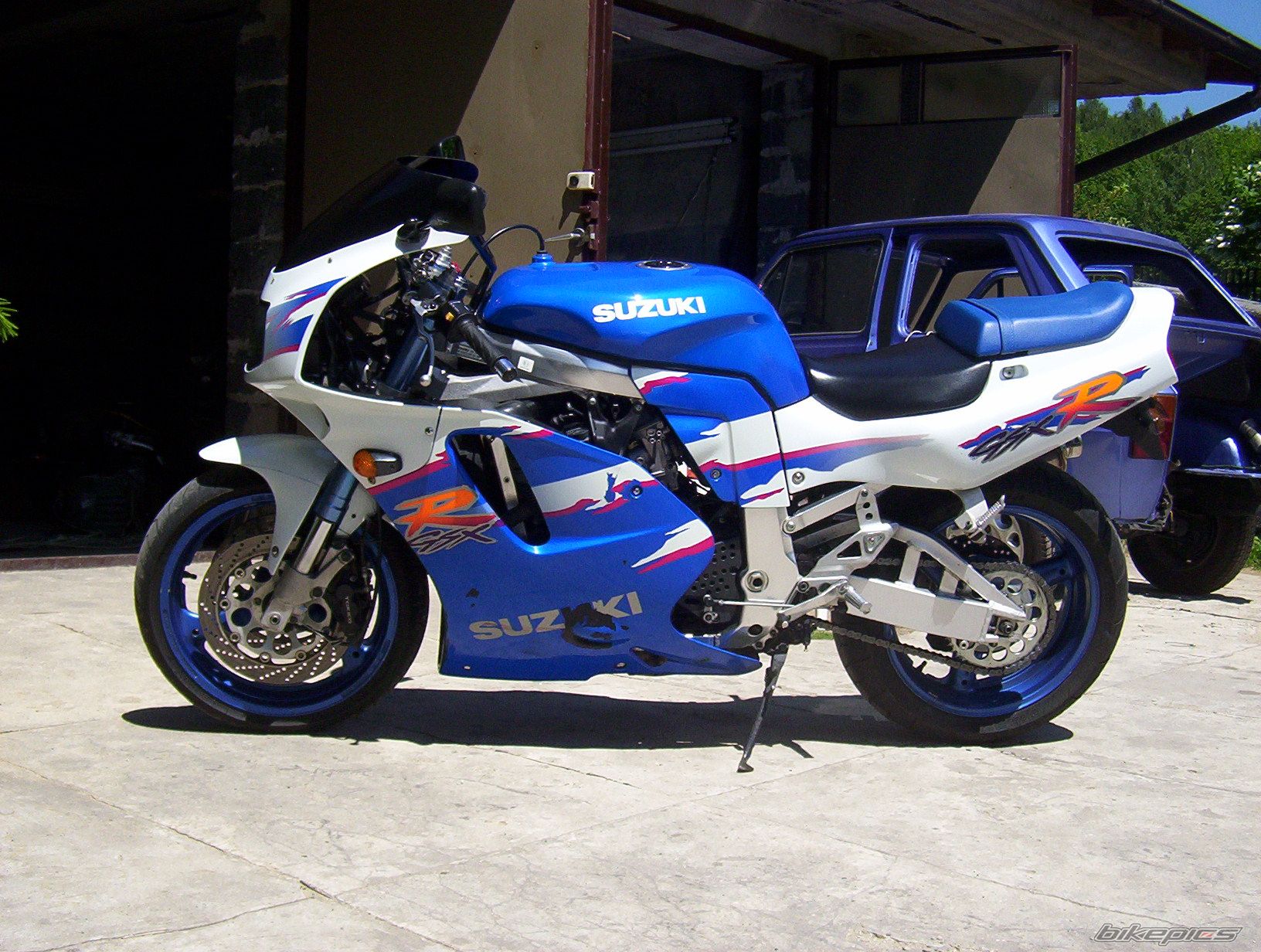 1994 SUZUKI GSX R 750 | Picture 2174435 motorcycle photo