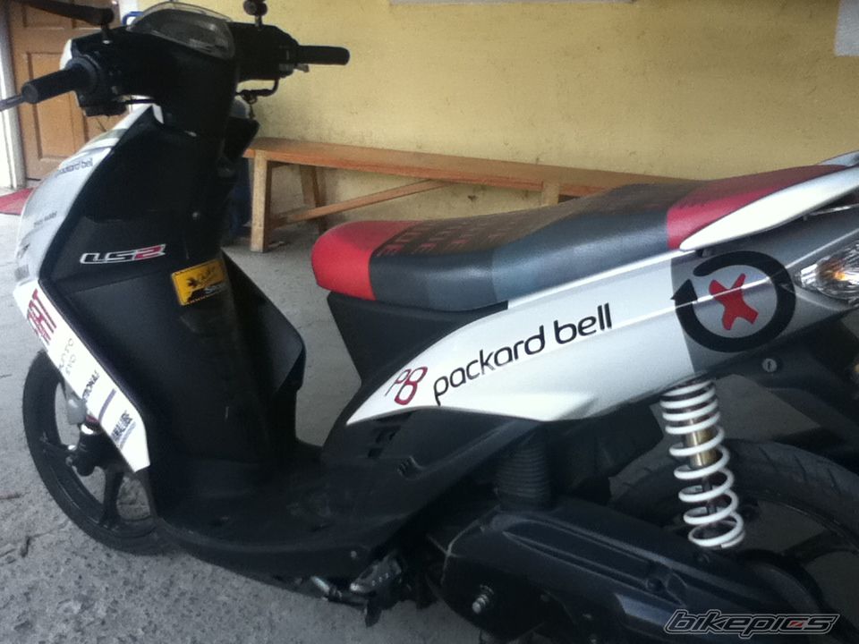 2011 YAMAHA MIO | Picture 2176752 motorcycle photo