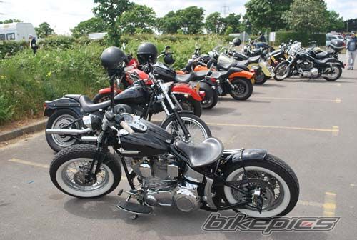 2008 HARLEY DAVIDSON CUSTOM | Picture 2178071 motorcycle photo