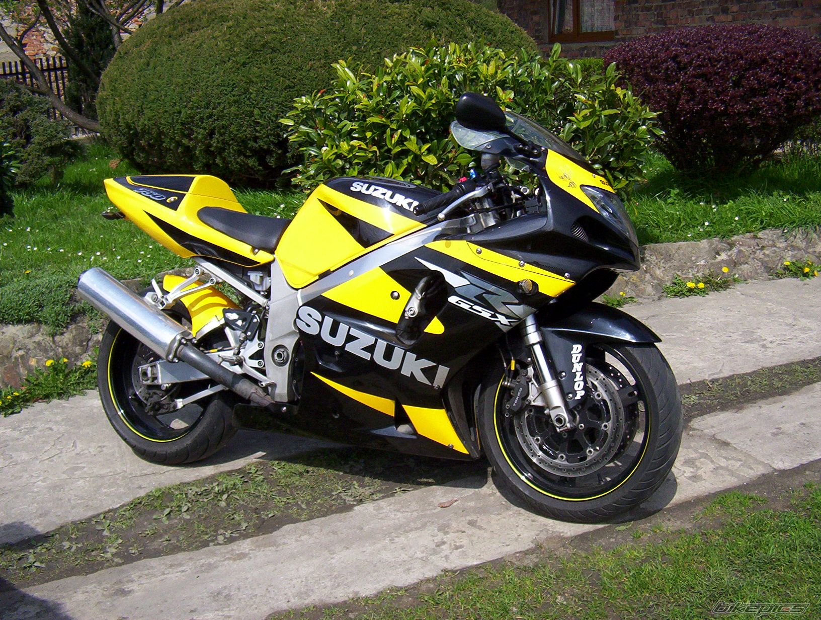 2001 SUZUKI GSX R 750 | Picture 2179104 motorcycle photo