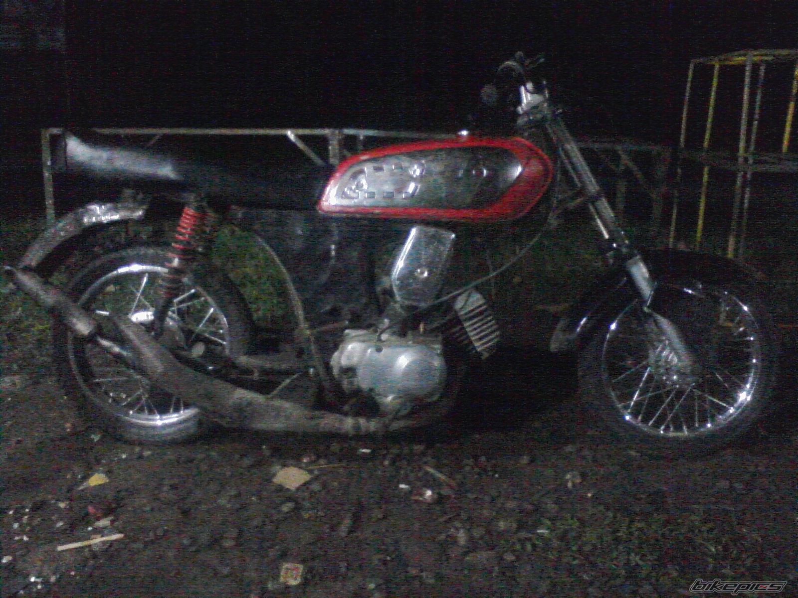 1981 YAMAHA L2 SUPER | Picture 2179309 motorcycle photo