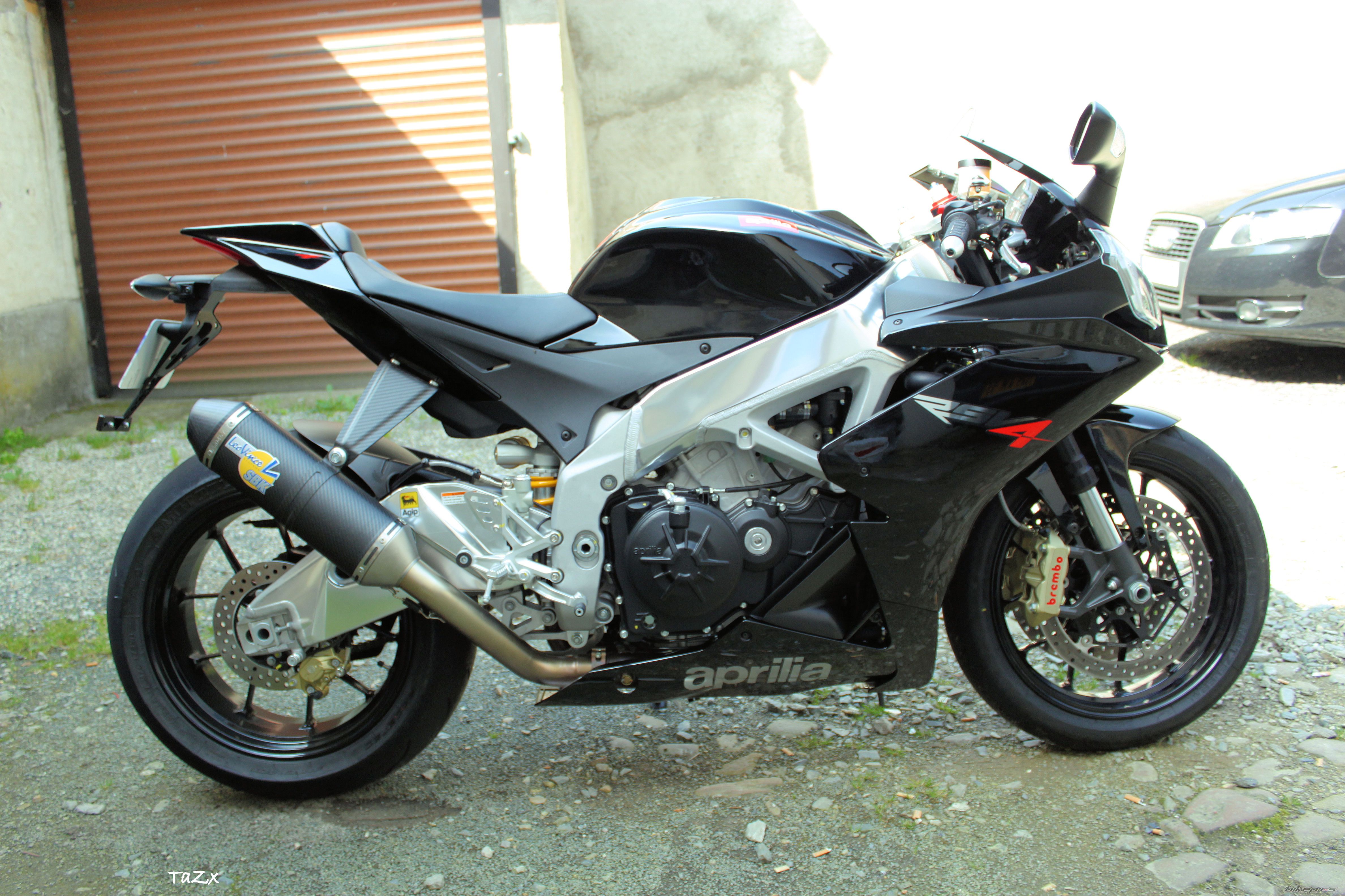 2011 APRILIA RSV4 | Picture 2180494 motorcycle photo