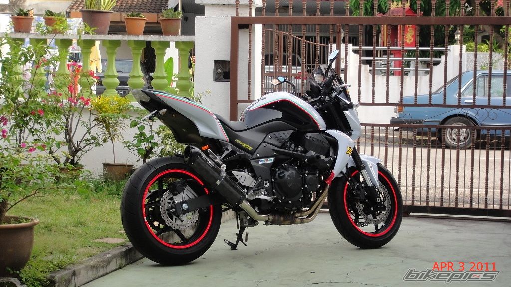 2011 KAWASAKI Z 750 | Picture 2180632 motorcycle photo