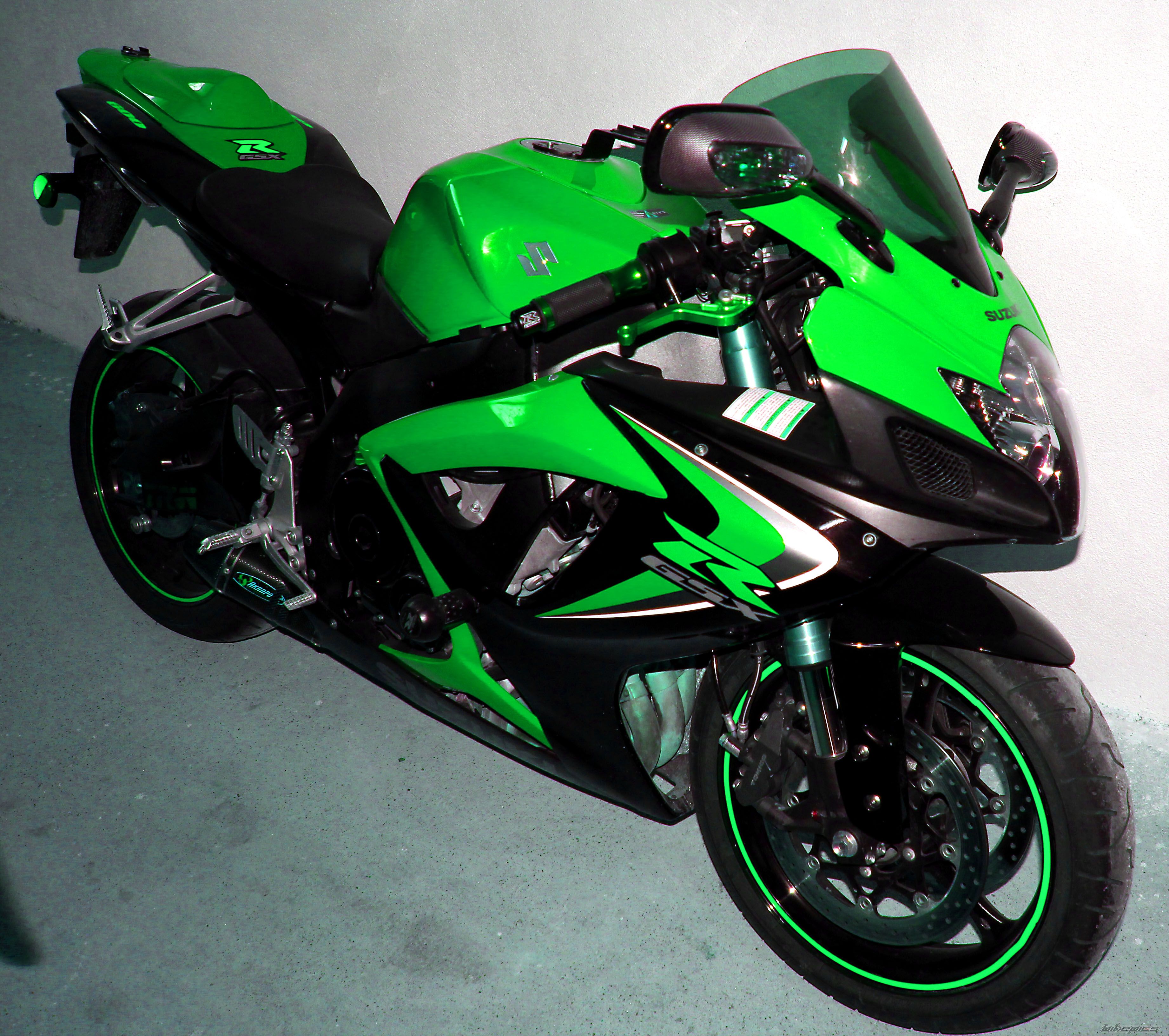 2006 SUZUKI GSX R 600 | Picture 2180817 motorcycle photo
