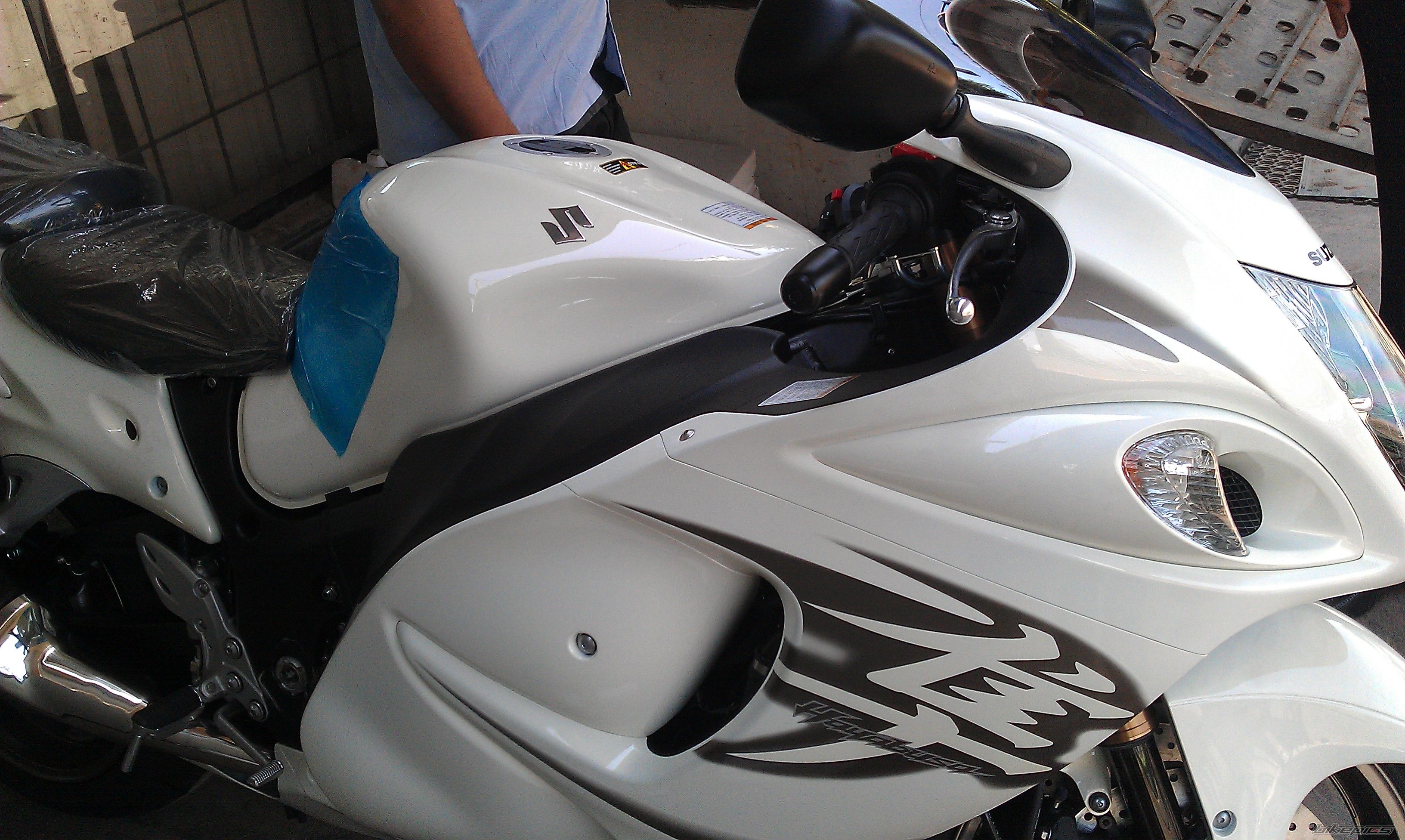 2011 SUZUKI HAYABUSA | Picture 2180855 motorcycle photo