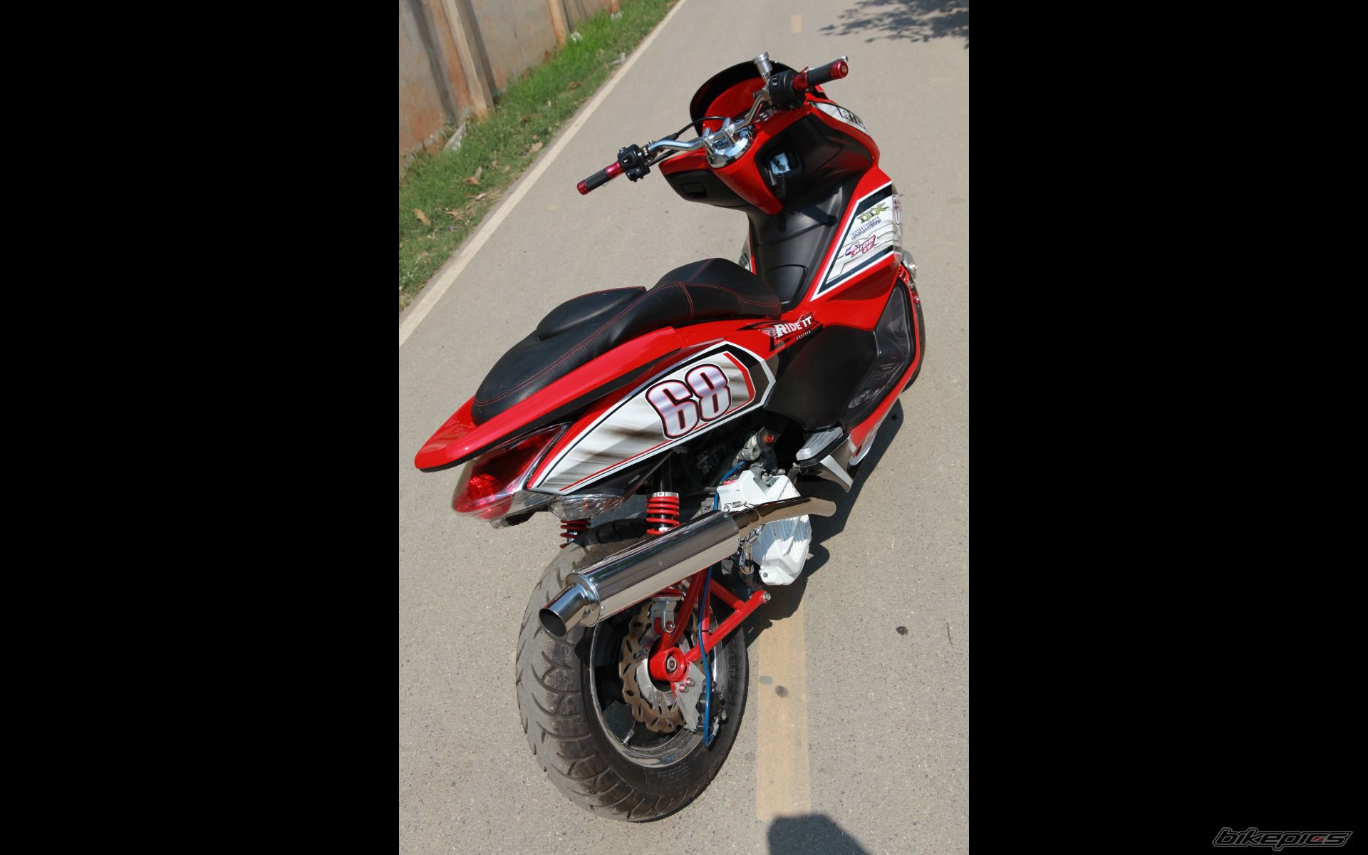 2011 HONDA PCX | Picture 2183125 motorcycle photo