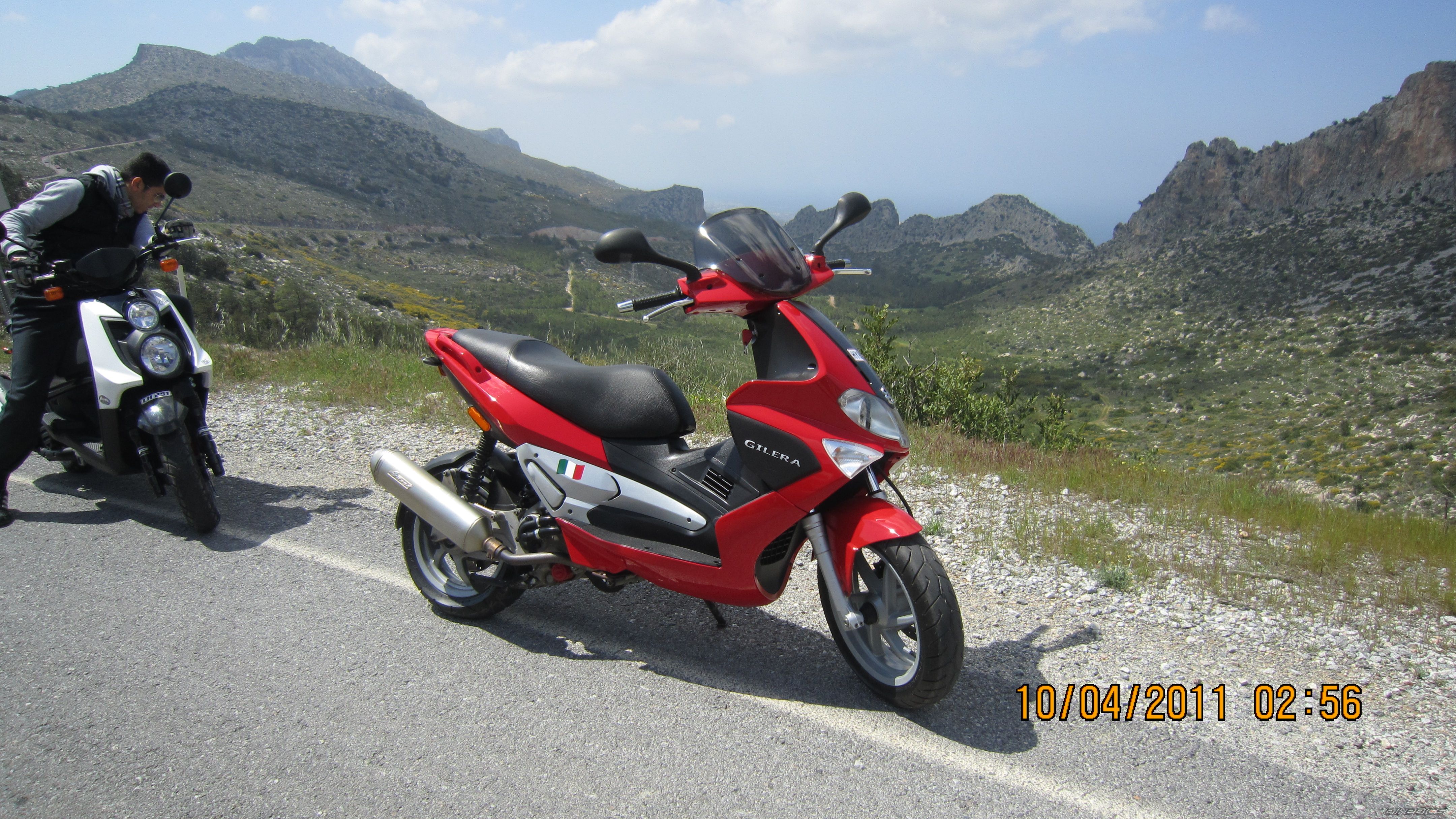 2011 GILERA RUNNER 200 VXR | Picture 2185372 motorcycle photo