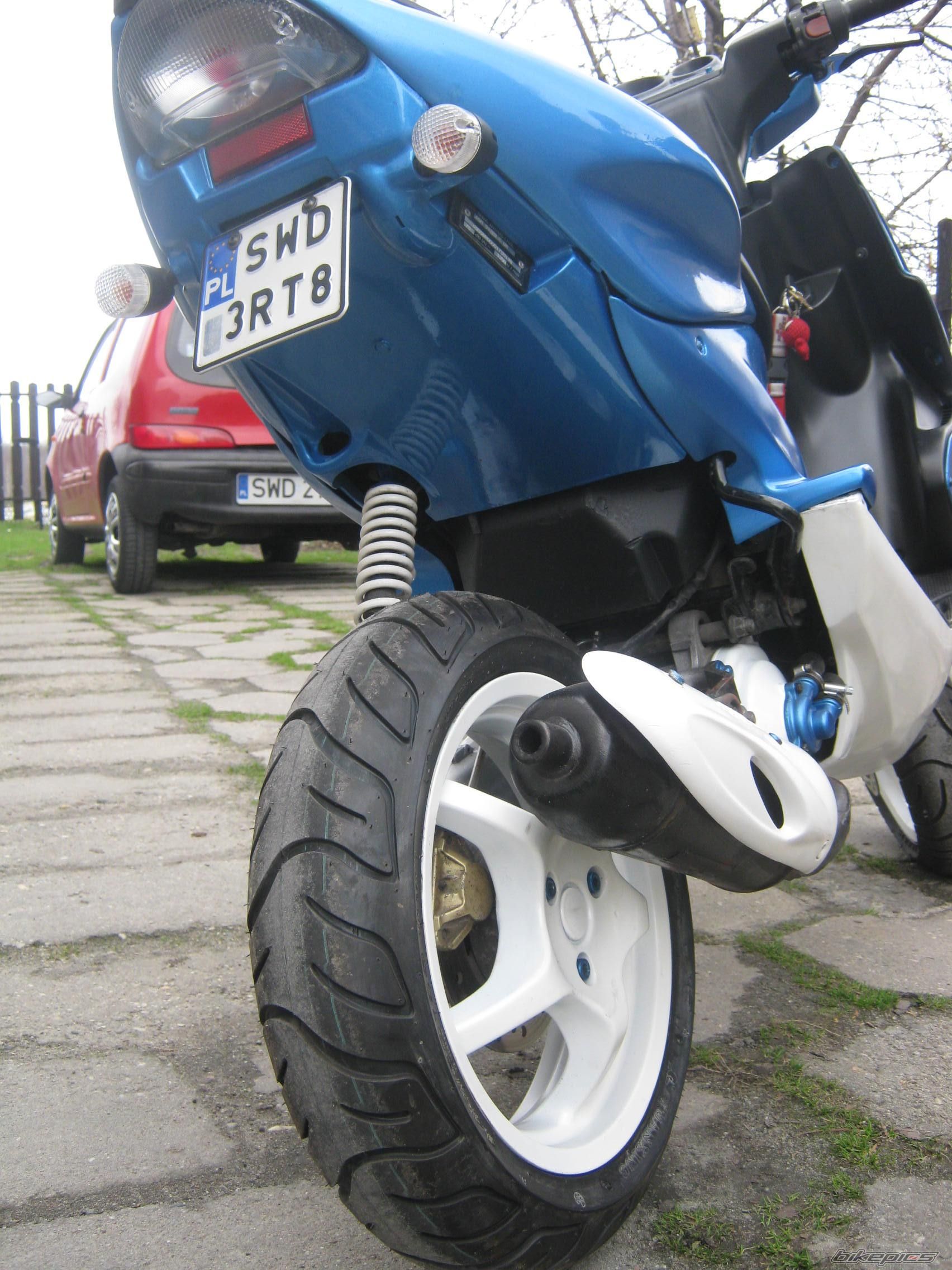 2000 YAMAHA AEROX 50 | Picture 2187571 motorcycle photo