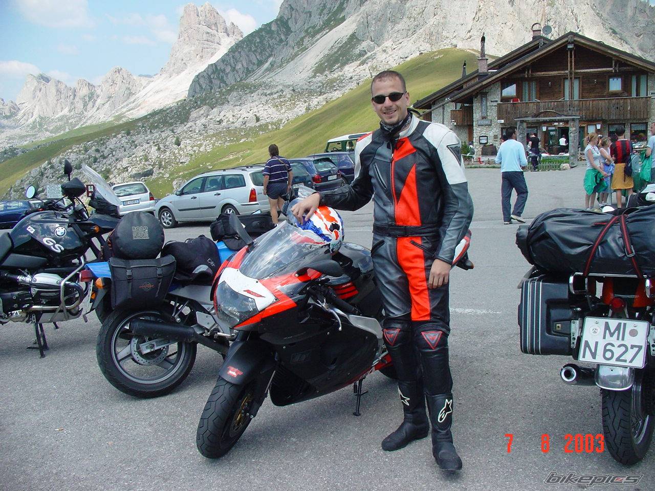 2003 APRILIA RSV 1000 MILLE | Picture 218880 motorcycle photo
