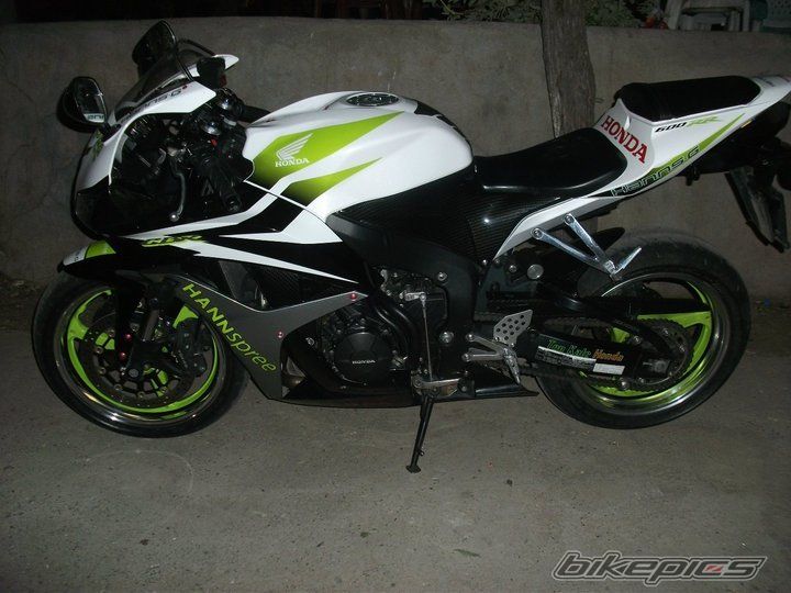 2008 HONDA CBR 600 RR | Picture 2188939 motorcycle photo