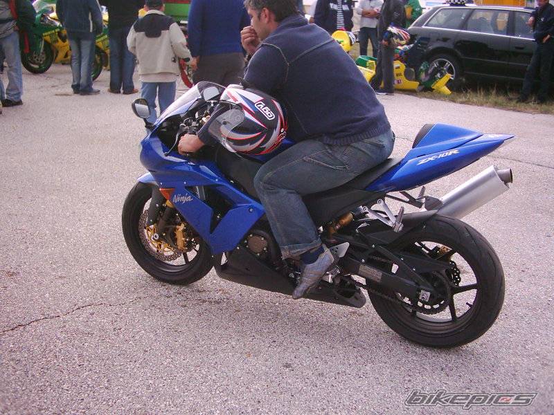 2004 HONDA CBR 1000  RR | Picture 218899 motorcycle photo