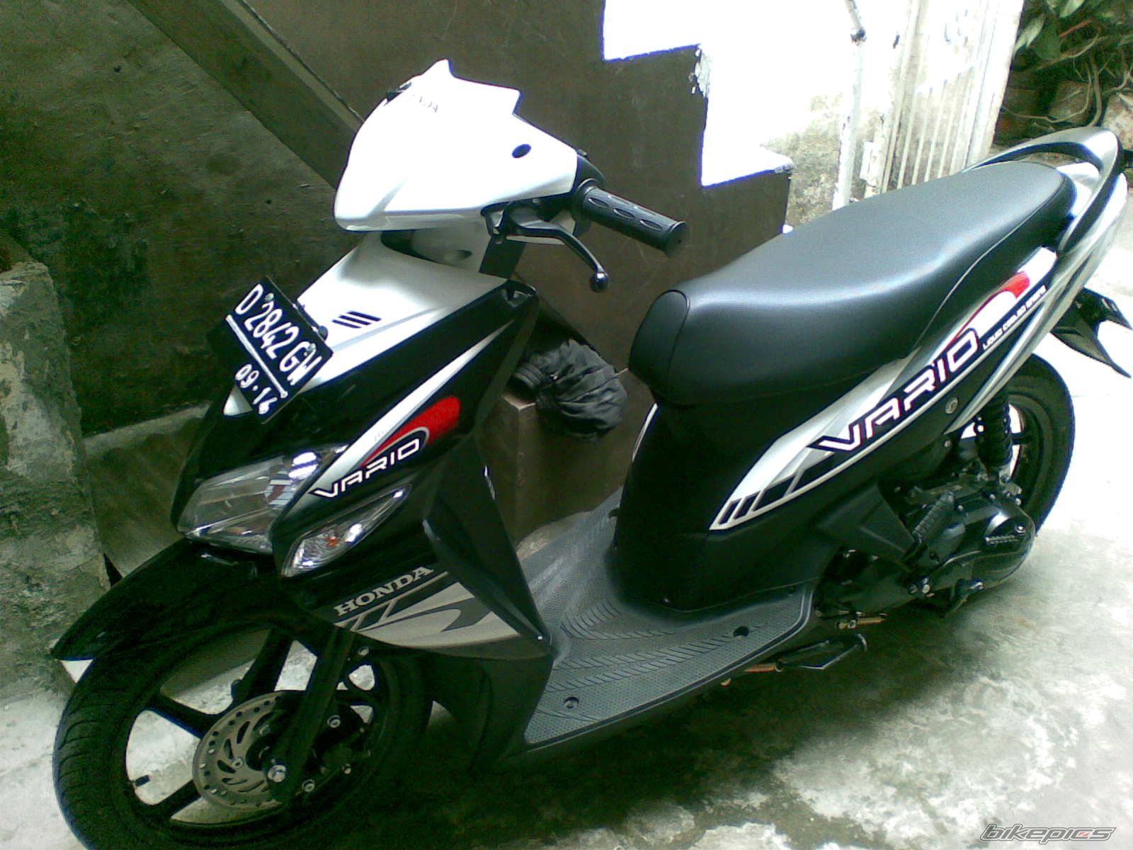 2009 HONDA VARIO | Picture 2189110 motorcycle photo