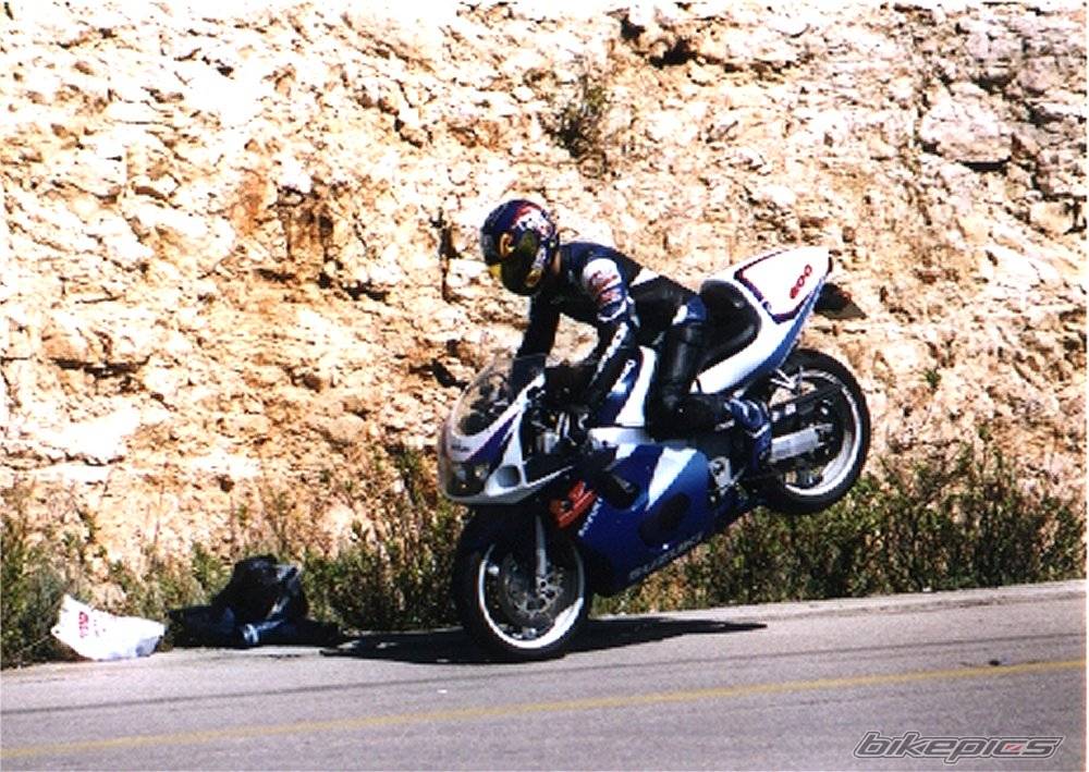 1998 SUZUKI GSX R 600 | Picture 21892 motorcycle photo
