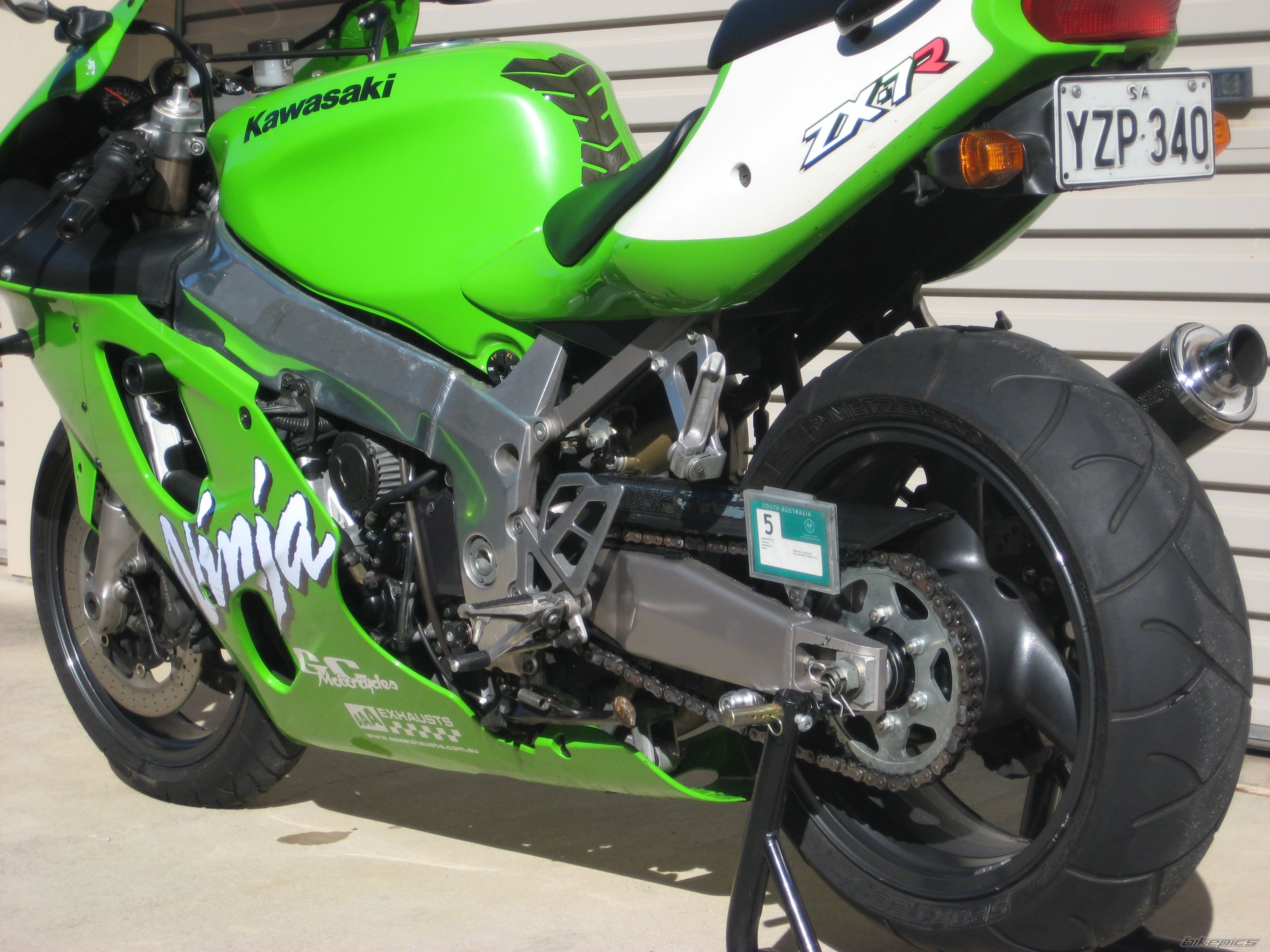 1996 KAWASAKI ZX 7R | Picture 2189553 motorcycle photo