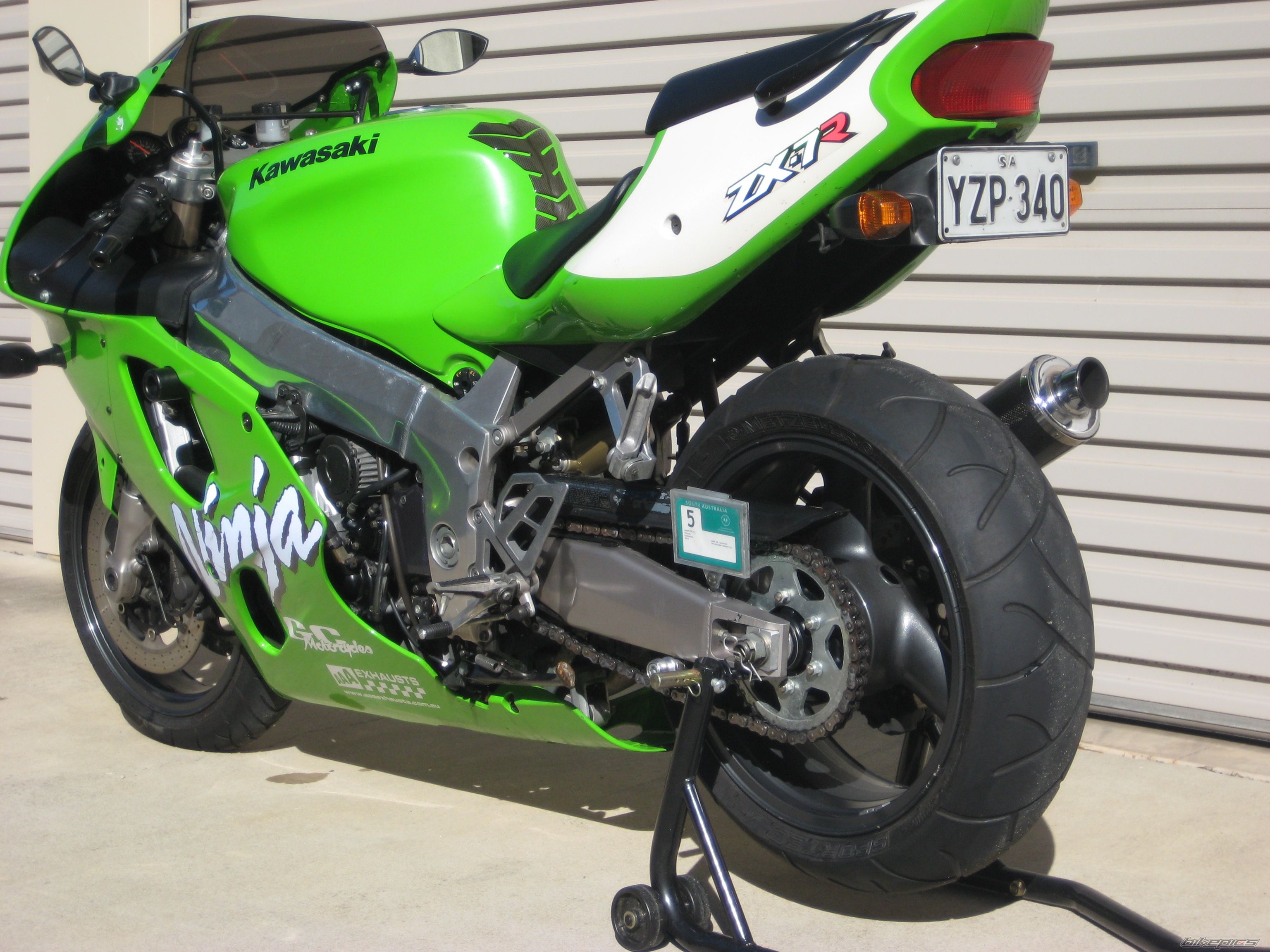 1996 KAWASAKI ZX 7R | Picture 2189554 motorcycle photo