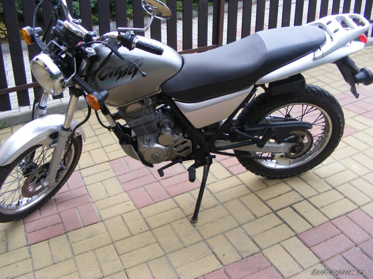 1999 HONDA CLR 125 | Picture 2189725 motorcycle photo