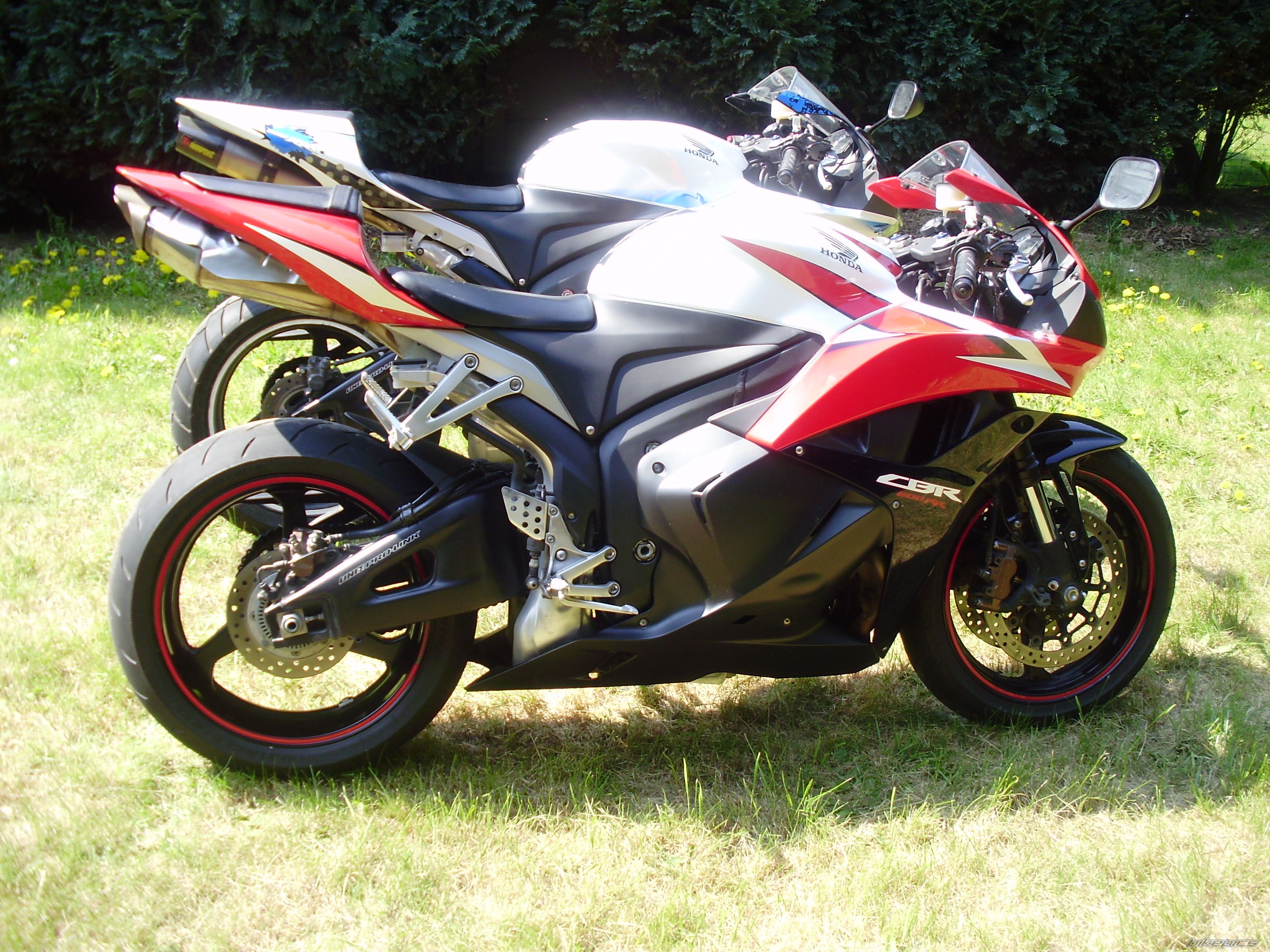 2011 HONDA CBR 600 RR | Picture 2190483 motorcycle photo