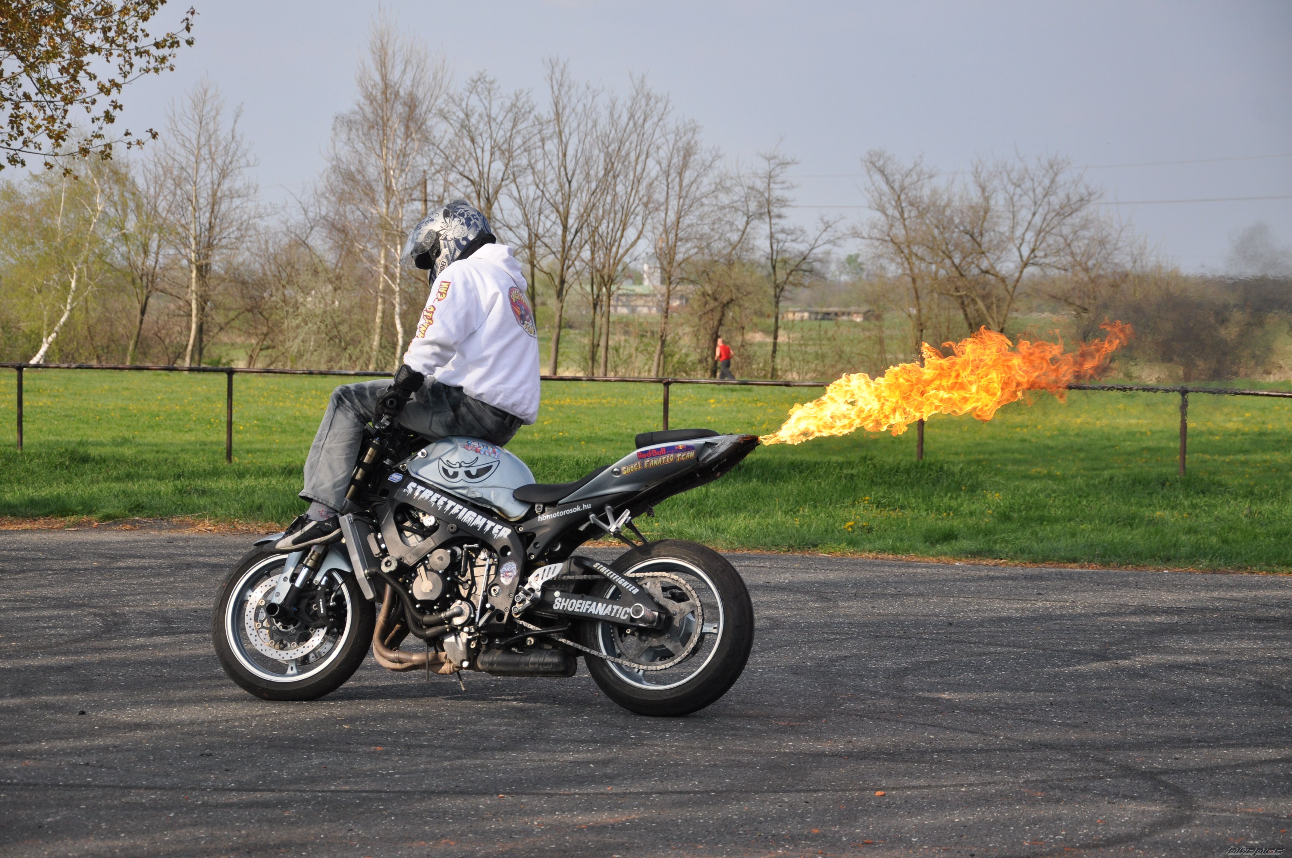 2007 SUZUKI GSX R 600 | Picture 2190993 motorcycle photo