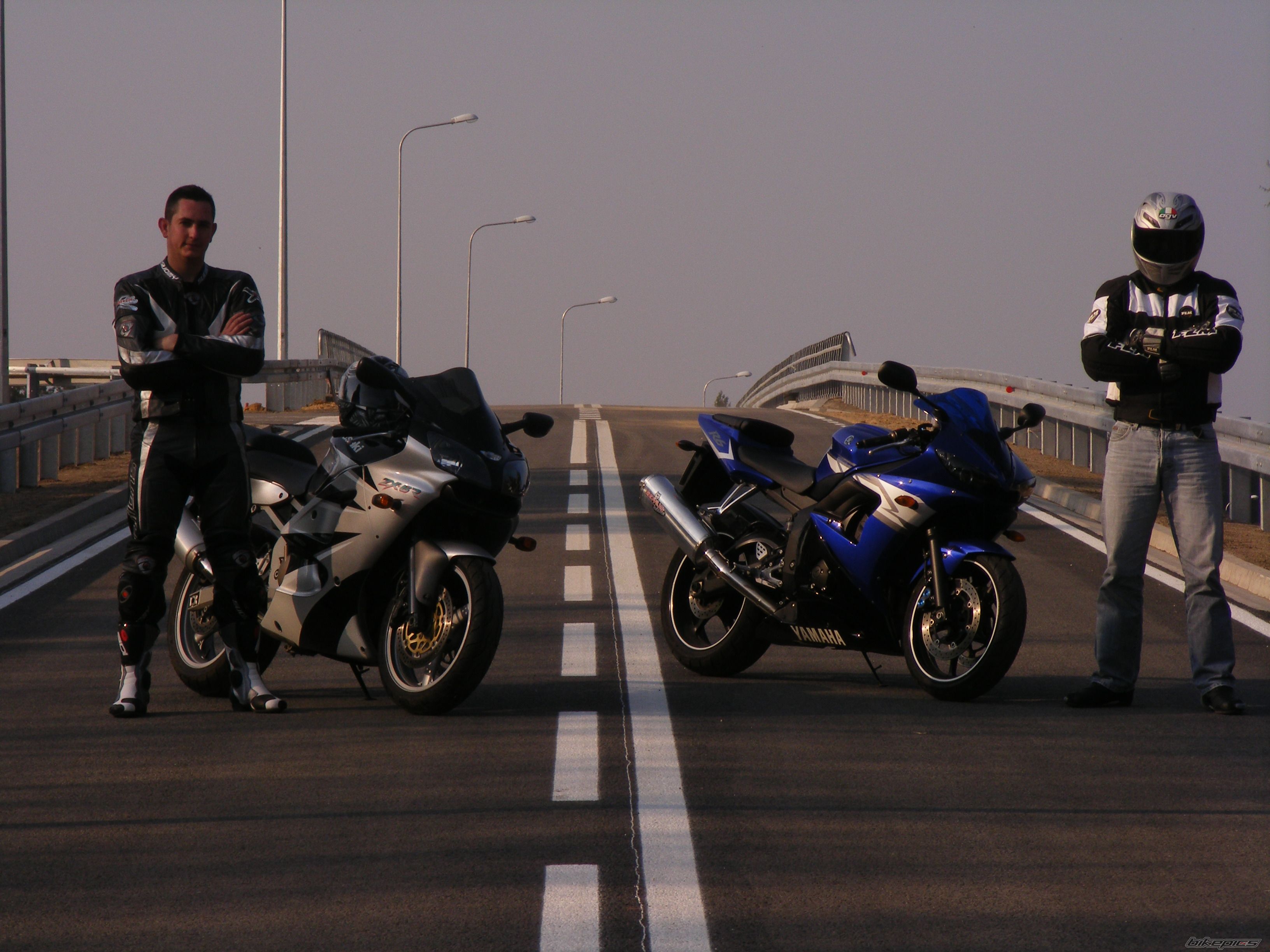 2004 YAMAHA YZF R6 | Picture 2194164 motorcycle photo