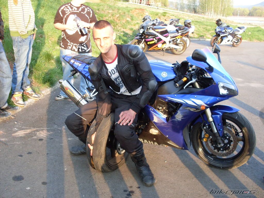 2003 YAMAHA YZF R1 | Picture 2194919 motorcycle photo