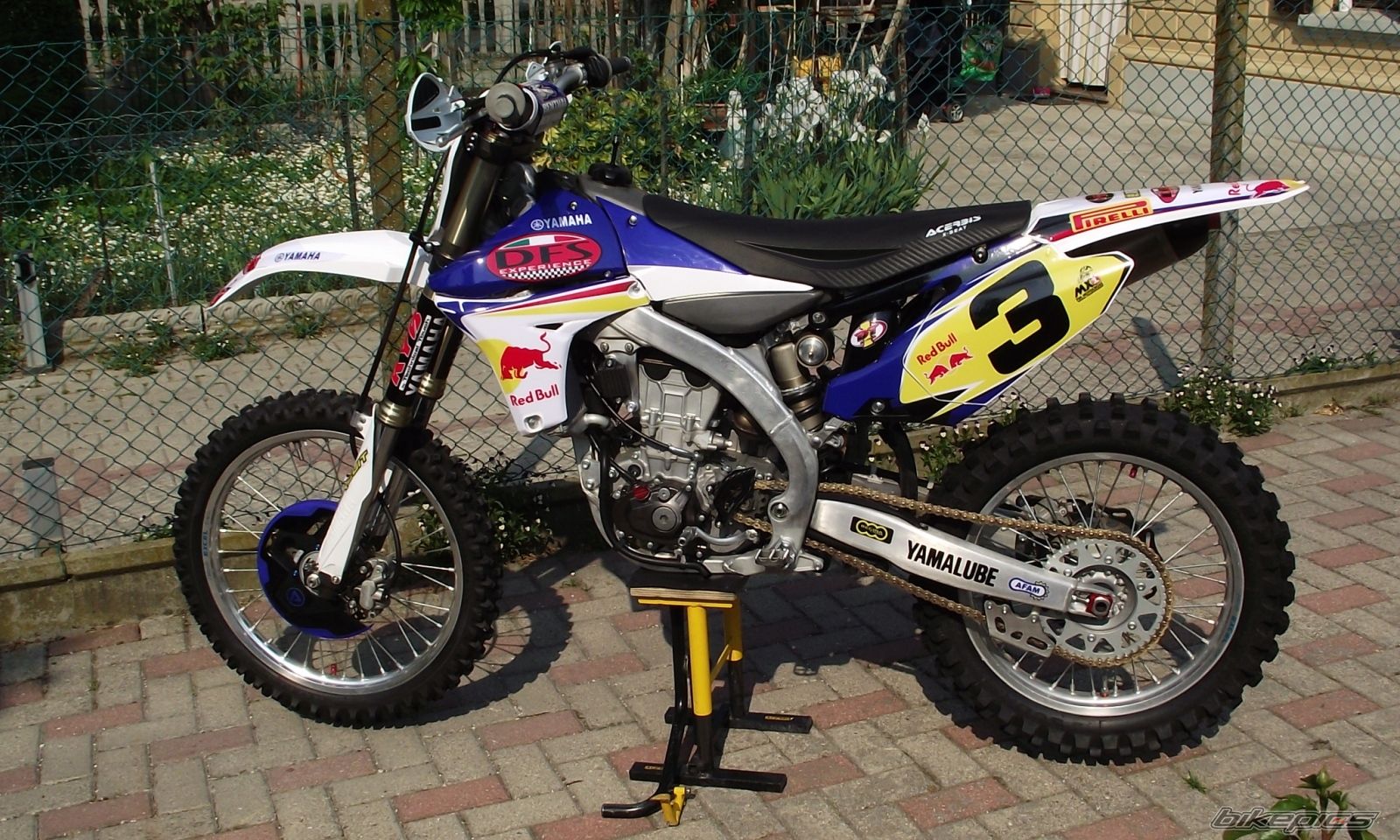 2011 YAMAHA YZ 450F | Picture 2195871 motorcycle photo